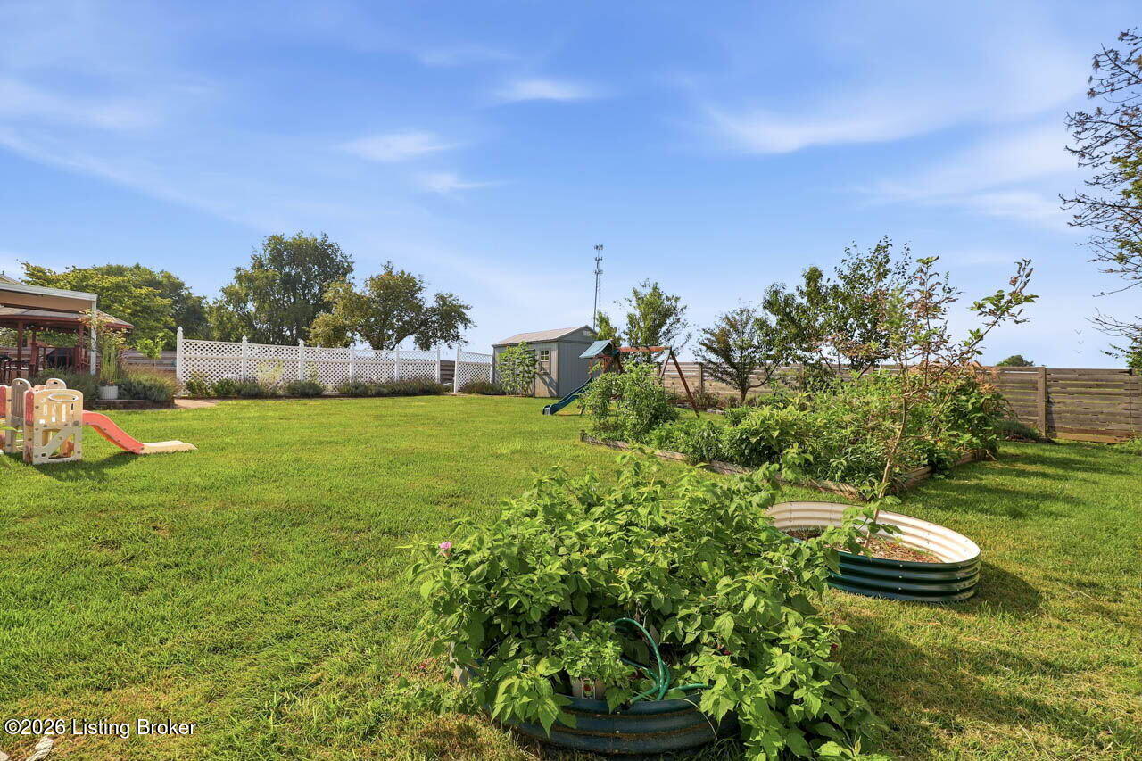 1037 Cobblestone Cir Property Photo 47