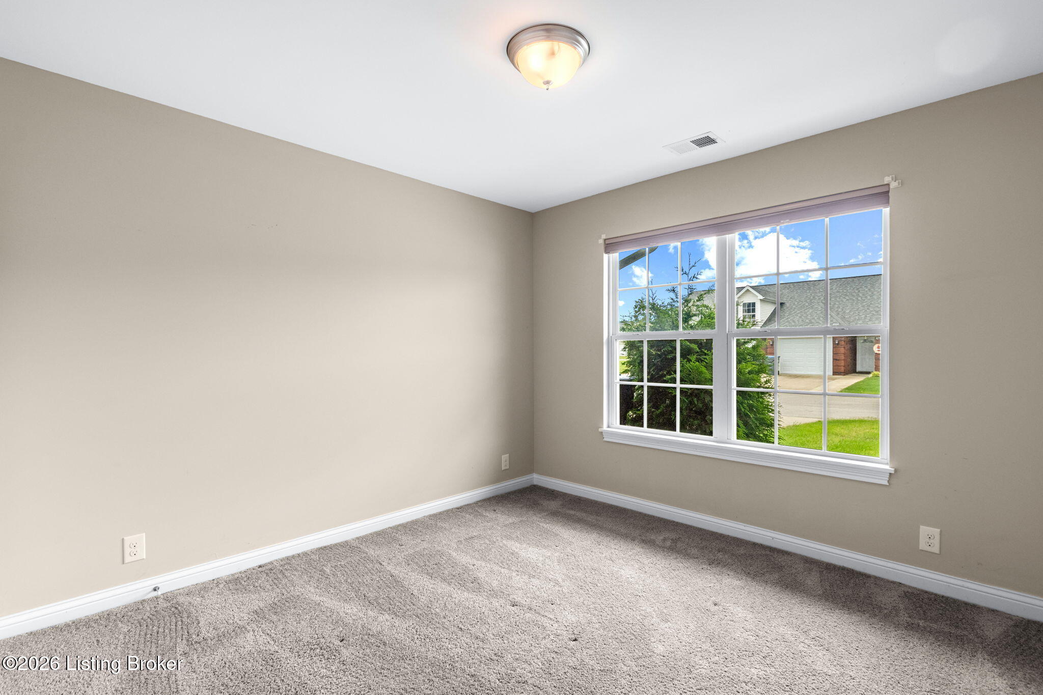 6705 Eagle Wood Dr Property Photo 9