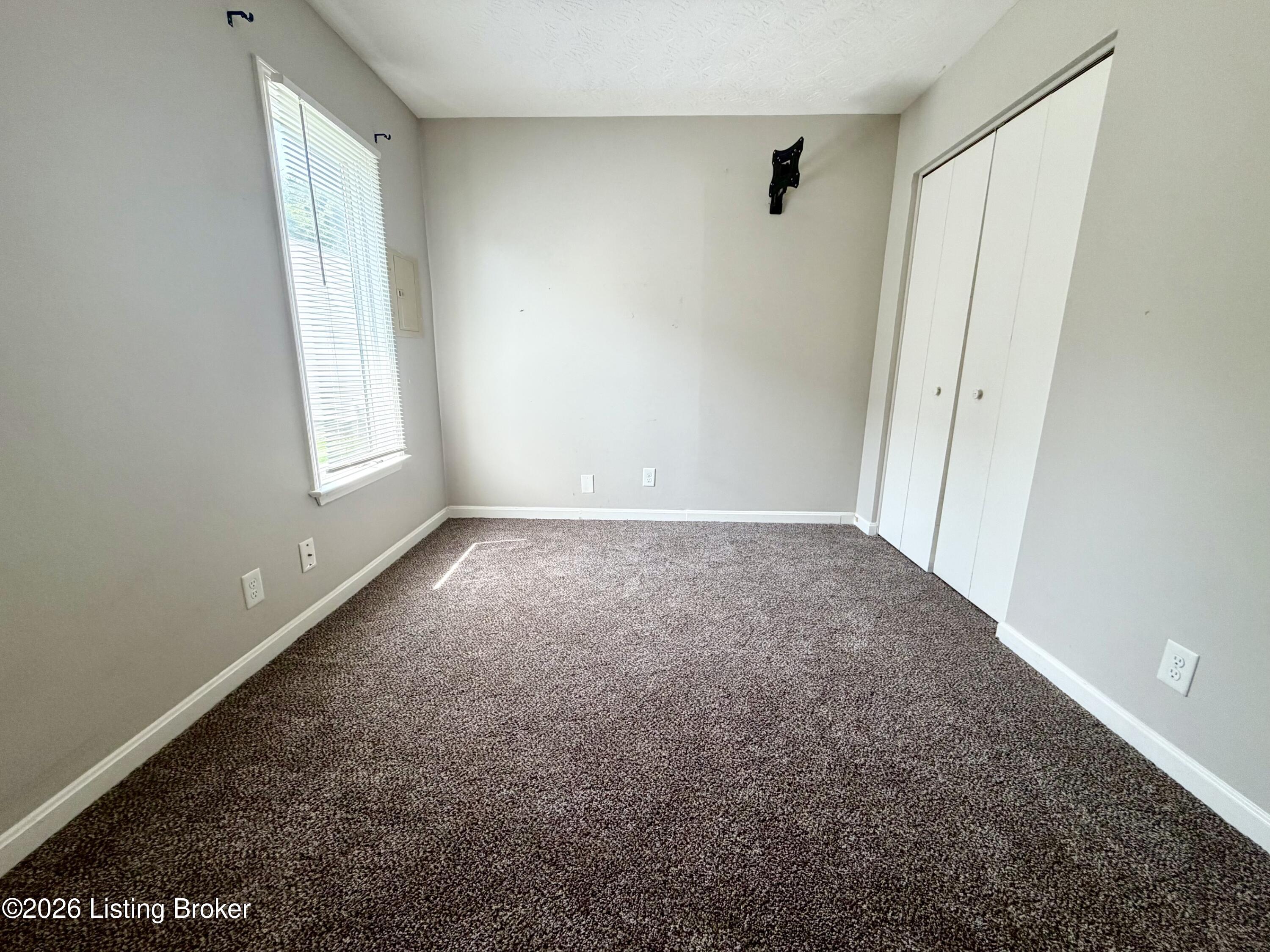 821 Commerce St Property Photo 5
