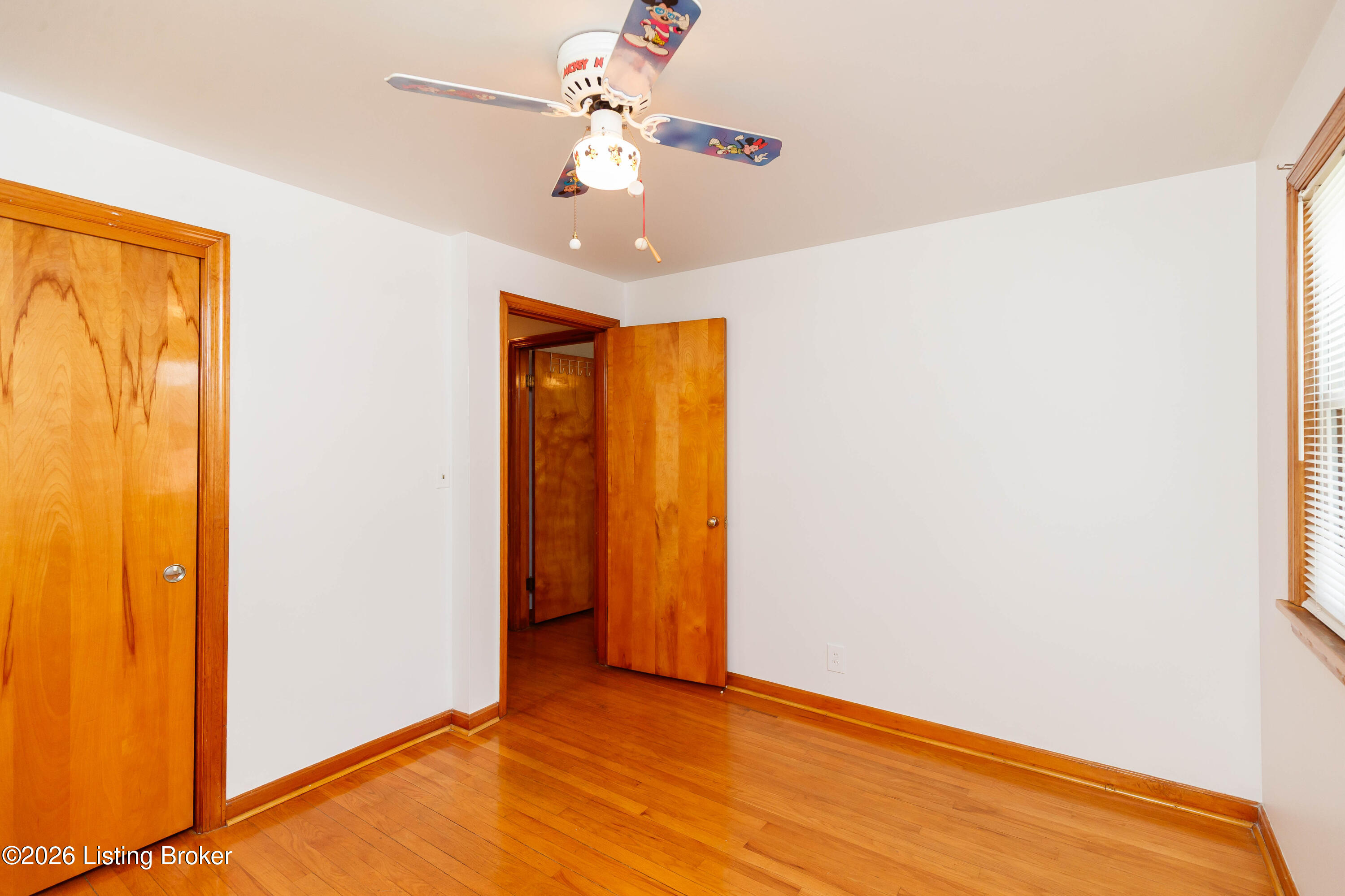6326 Krause Ave Property Photo 19