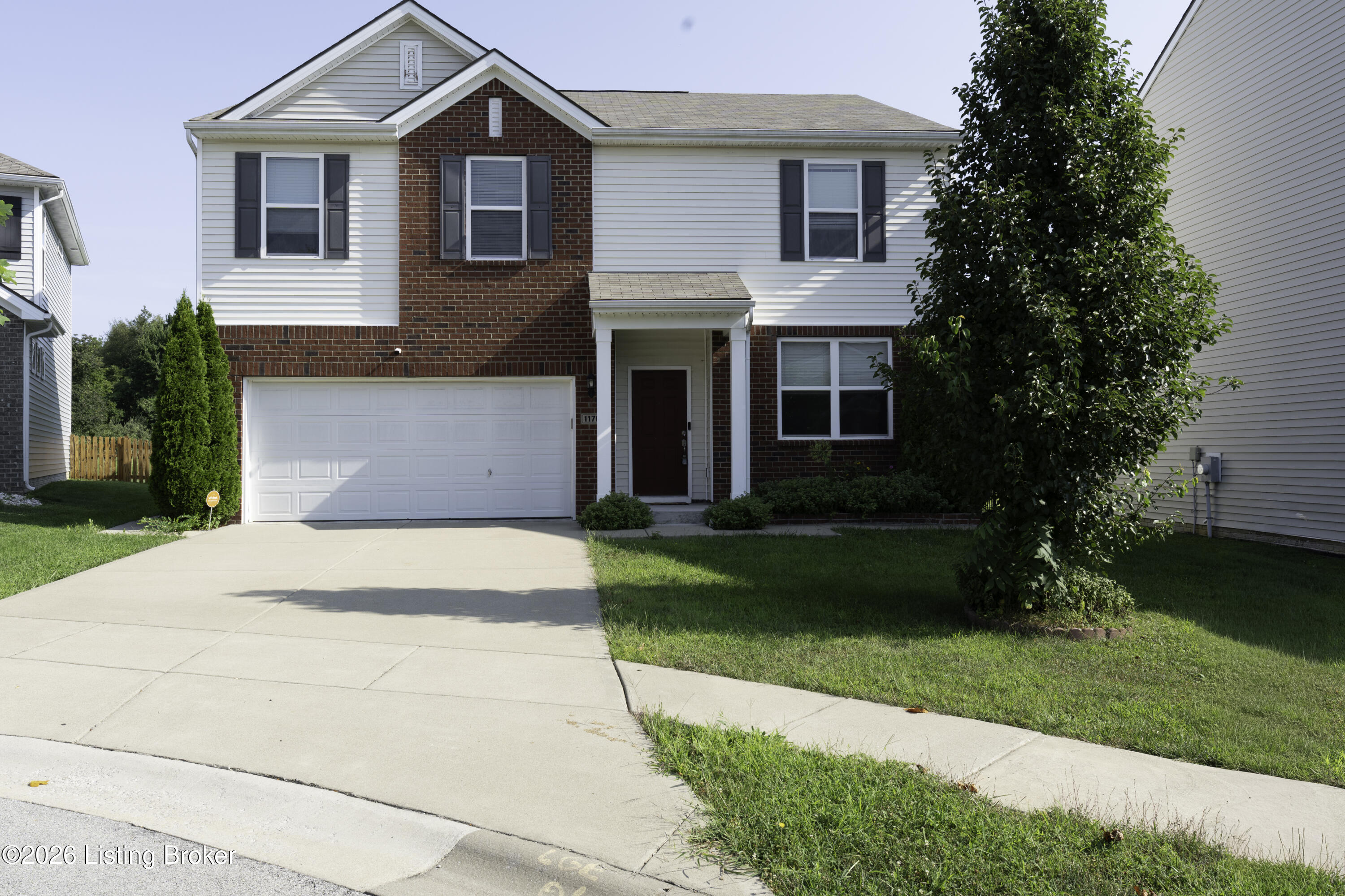 11705 Beacon Ct Property Photo 2