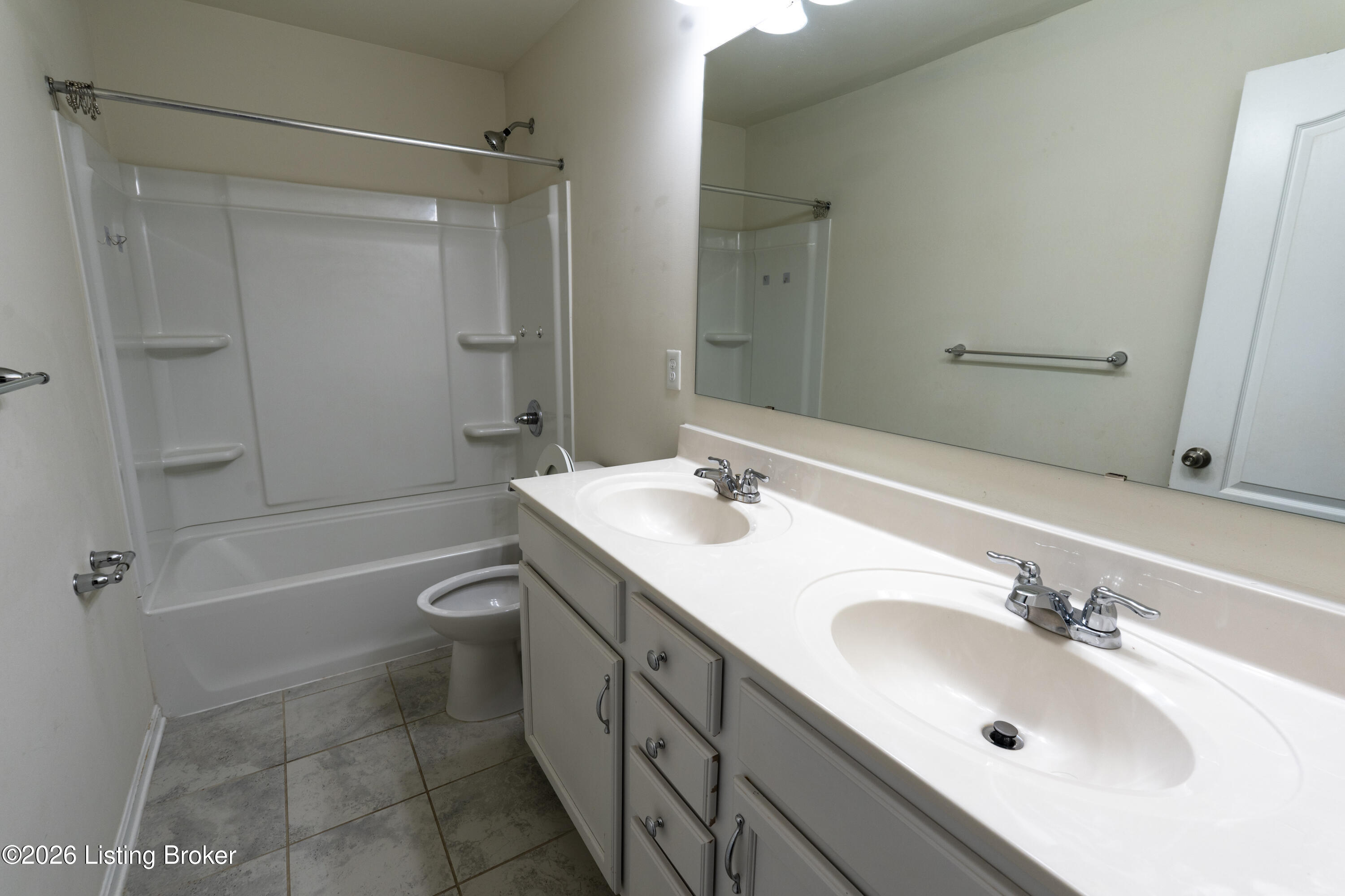 11705 Beacon Ct Property Photo 15