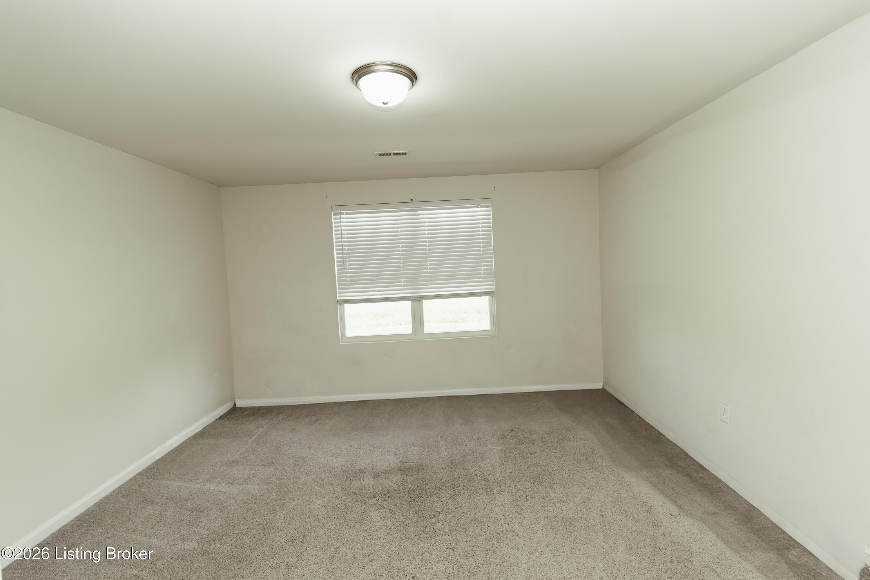 11705 Beacon Ct Property Photo 18