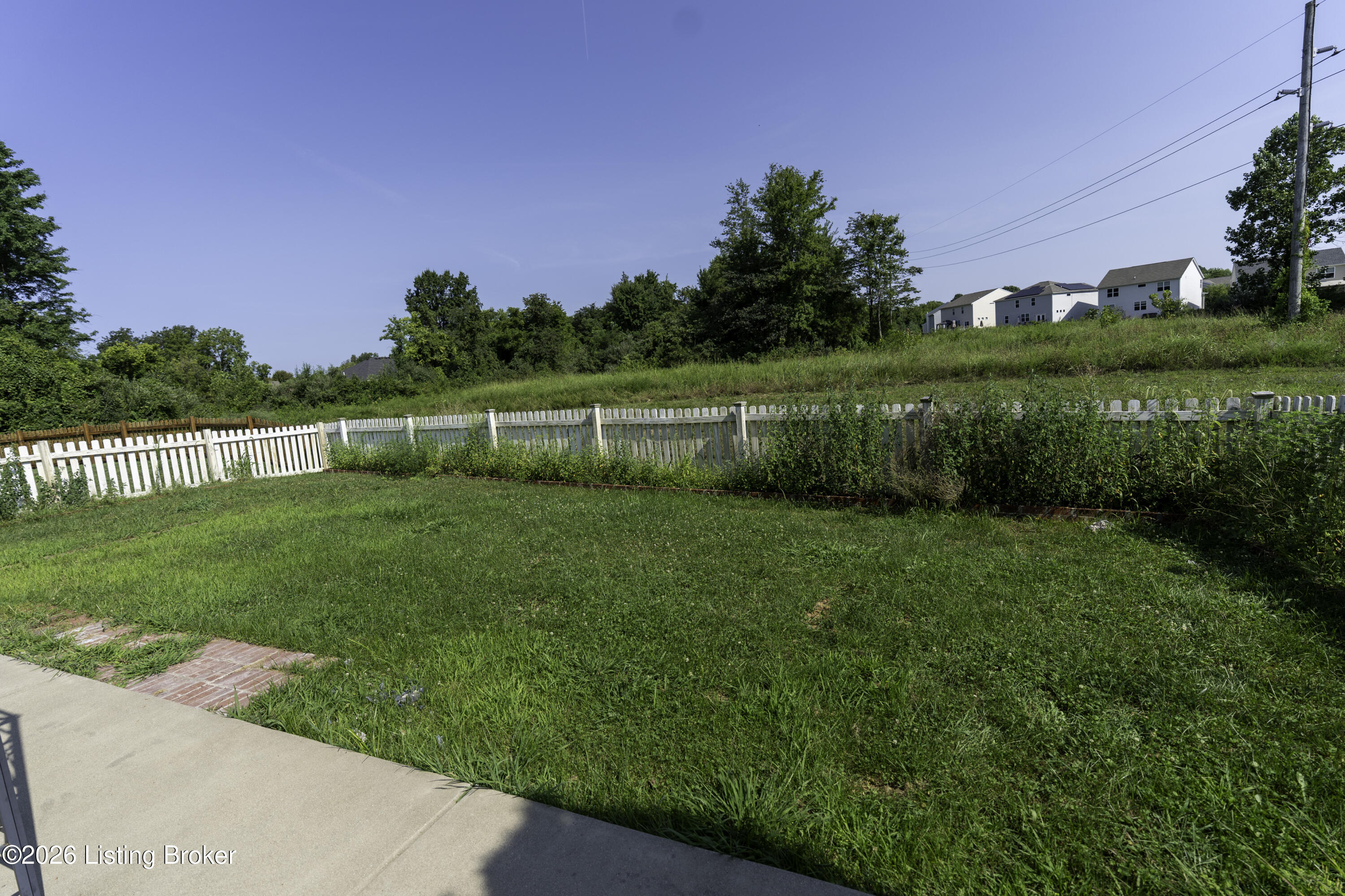 11705 Beacon Ct Property Photo 24