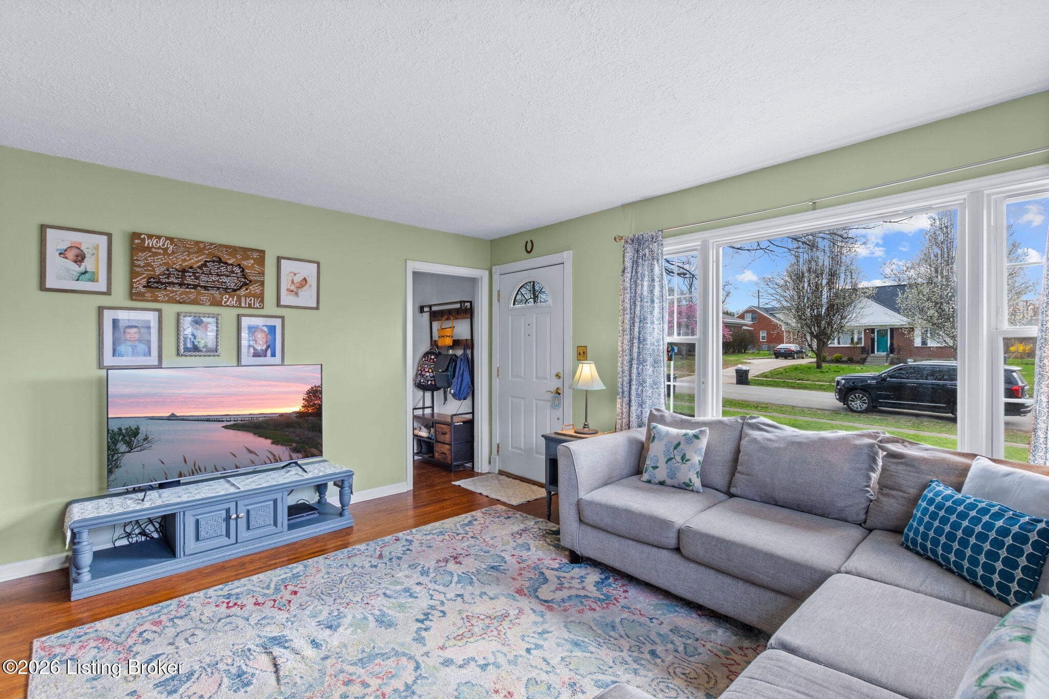 2507 Clearbrook Dr Property Photo 8