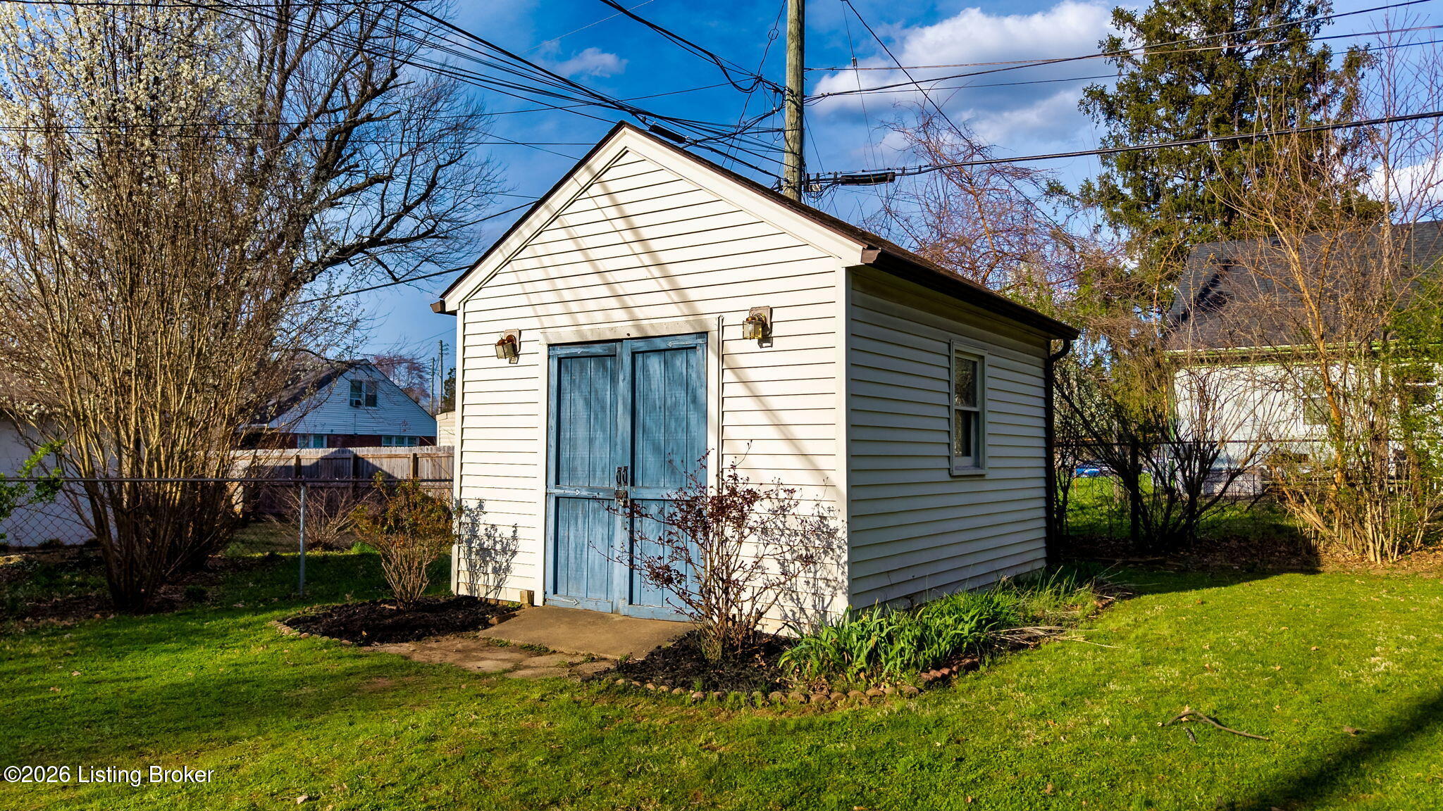 2507 Clearbrook Dr Property Photo 34