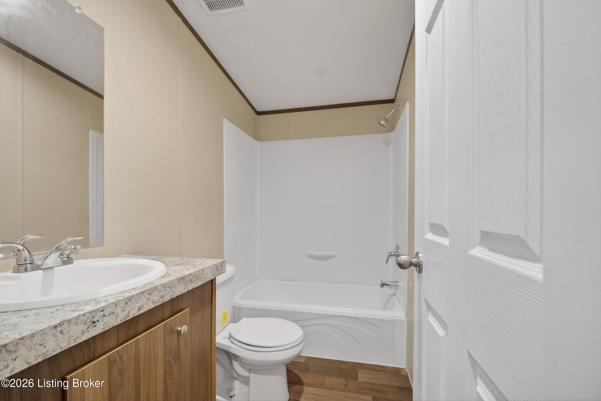 266 Cedar Rdg Ln Property Photo 6