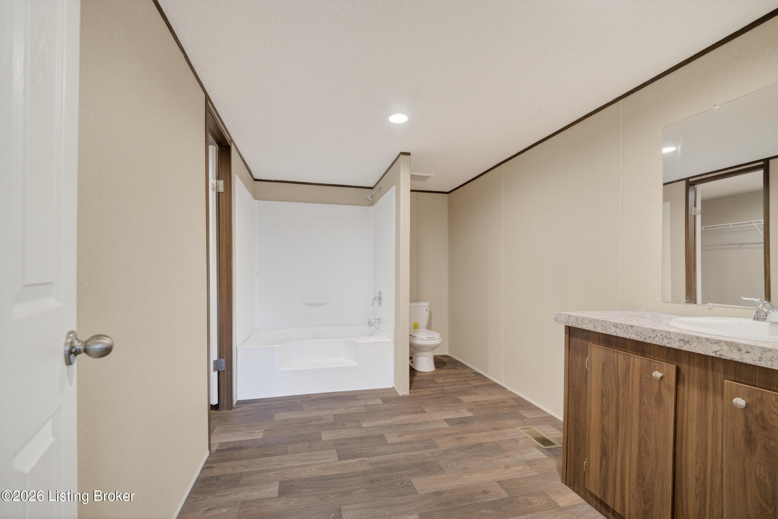 266 Cedar Rdg Ln Property Photo 10