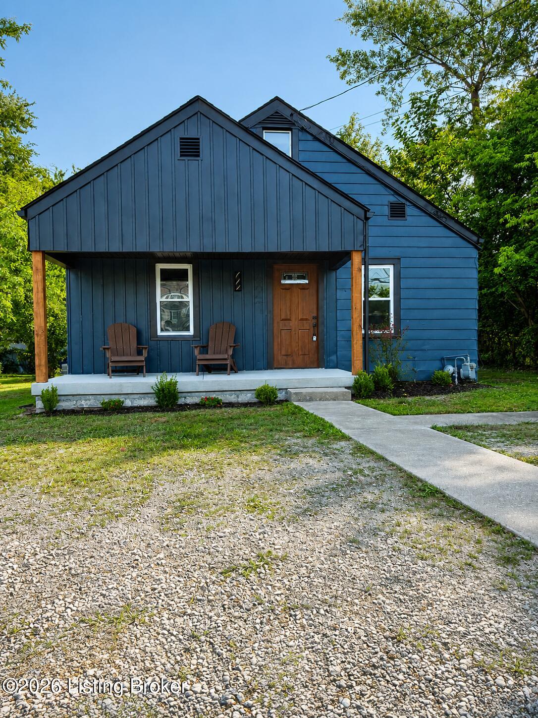 427 Millerstown St Property Photo 1