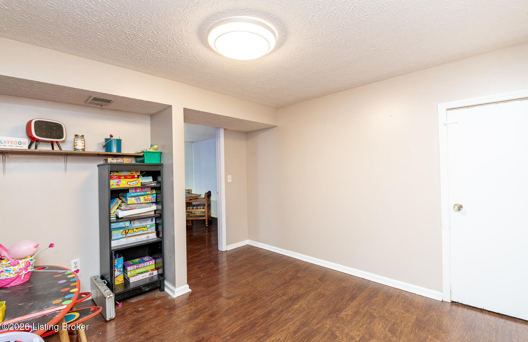 3604 Burkland Blvd Property Photo 47