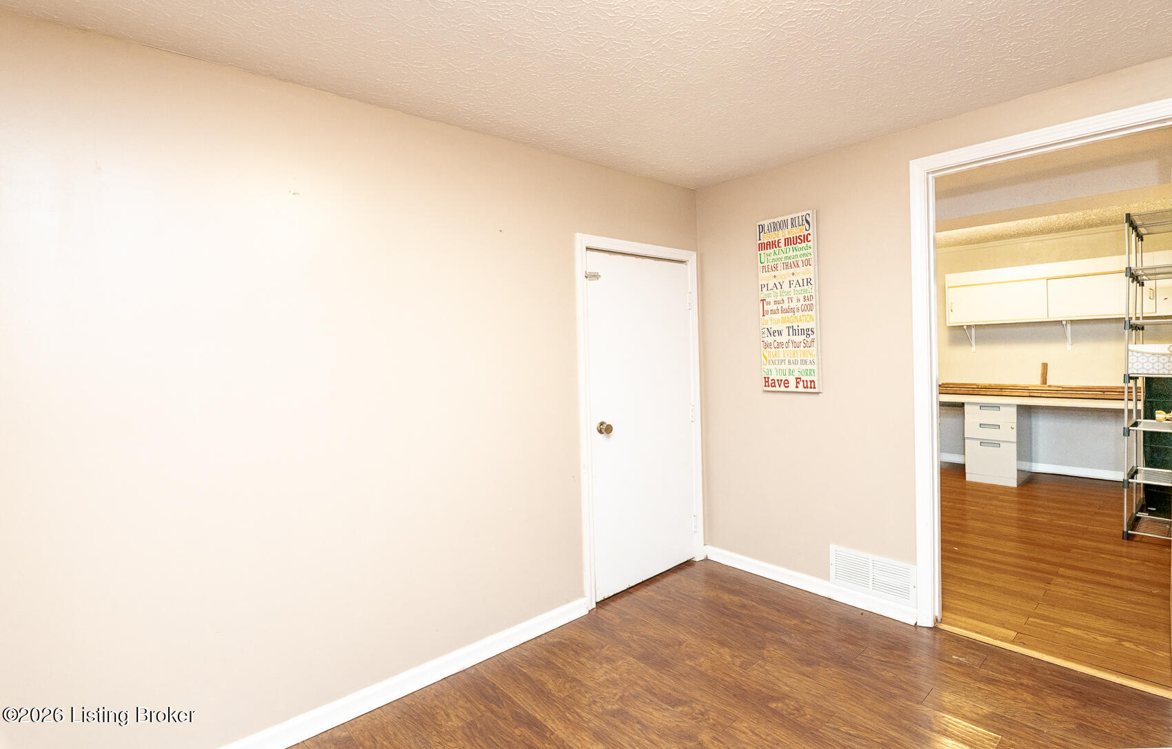 3604 Burkland Blvd Property Photo 48
