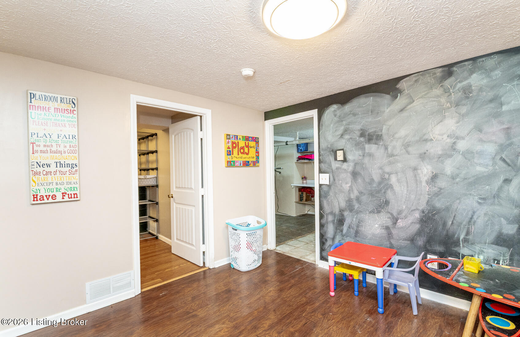 3604 Burkland Blvd Property Photo 50