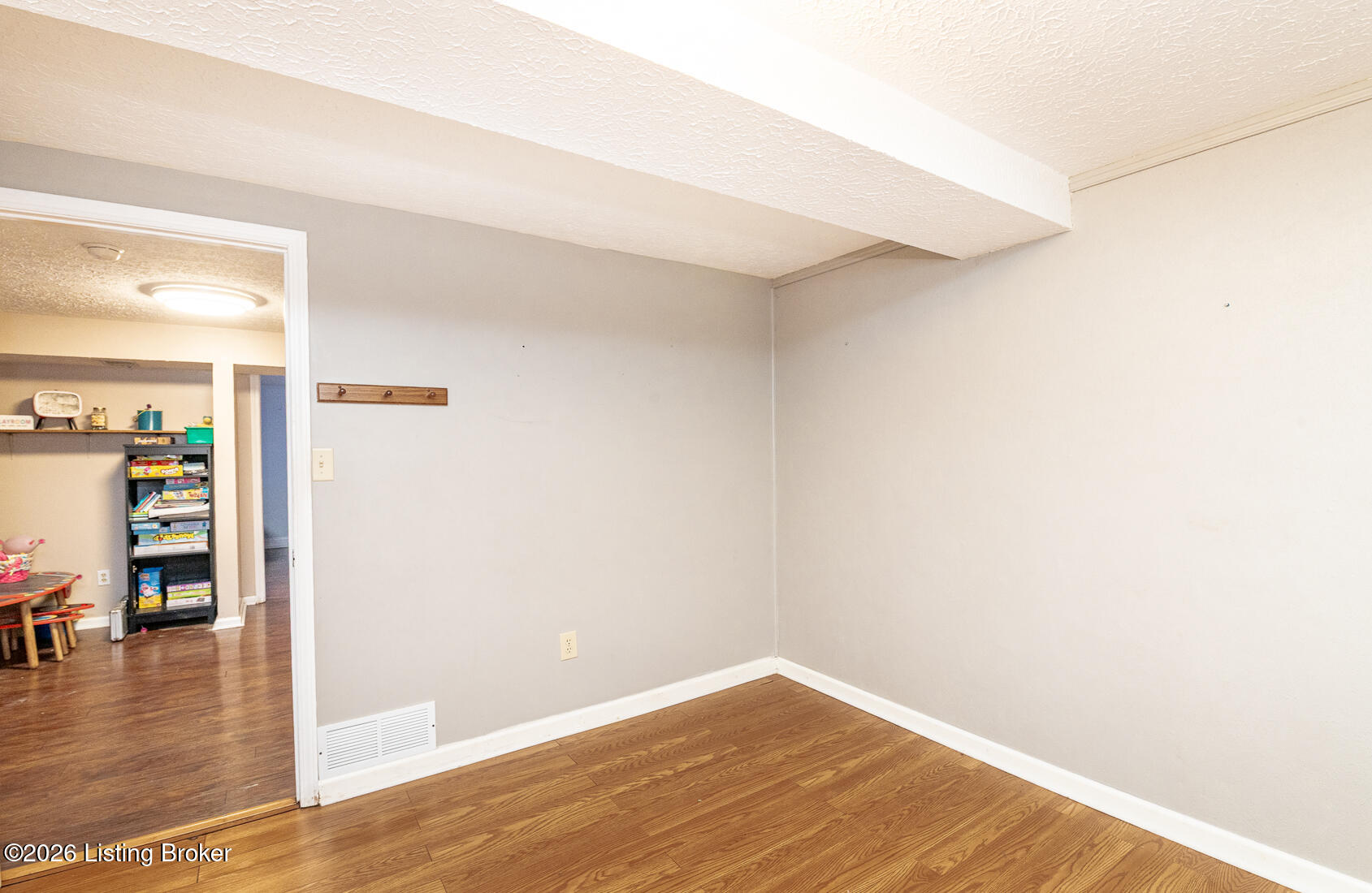 3604 Burkland Blvd Property Photo 53