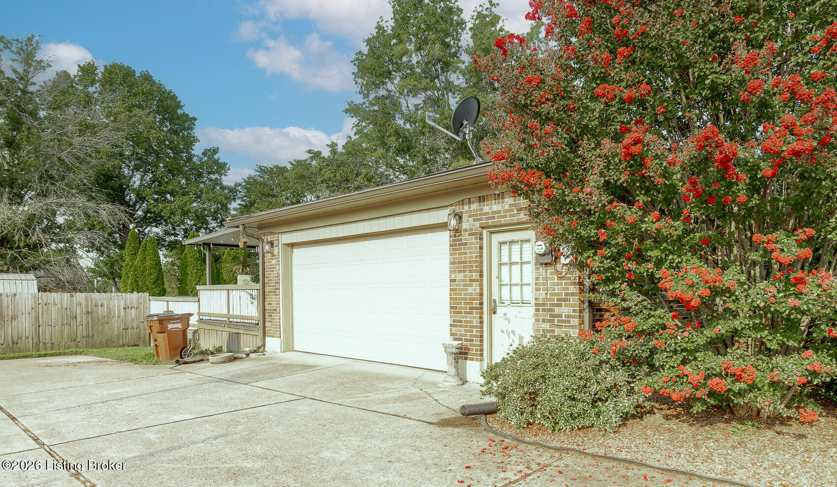 3604 Burkland Blvd Property Photo 71