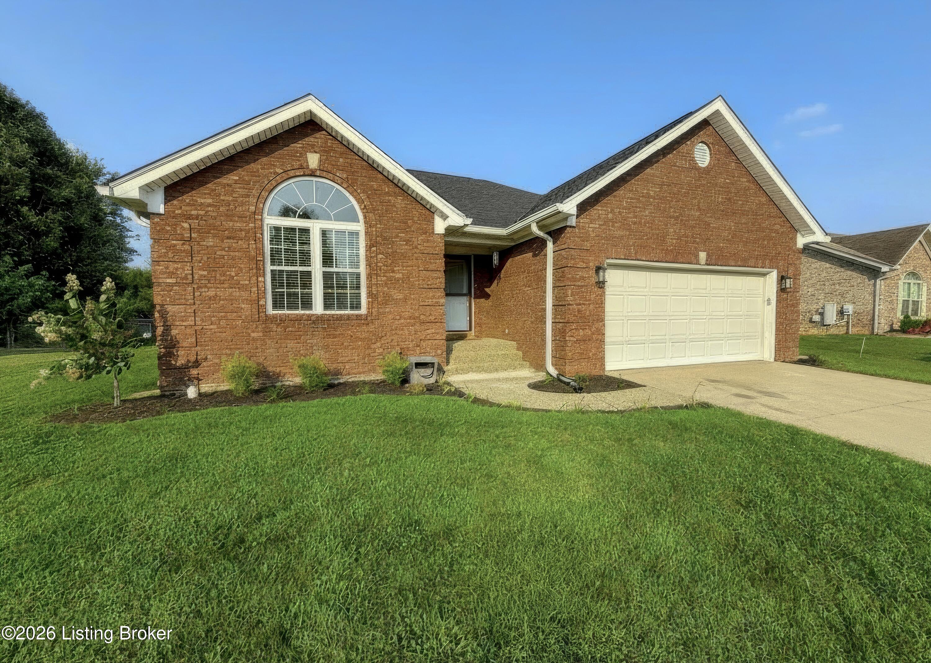 484 New Christman Ln Property Photo 1