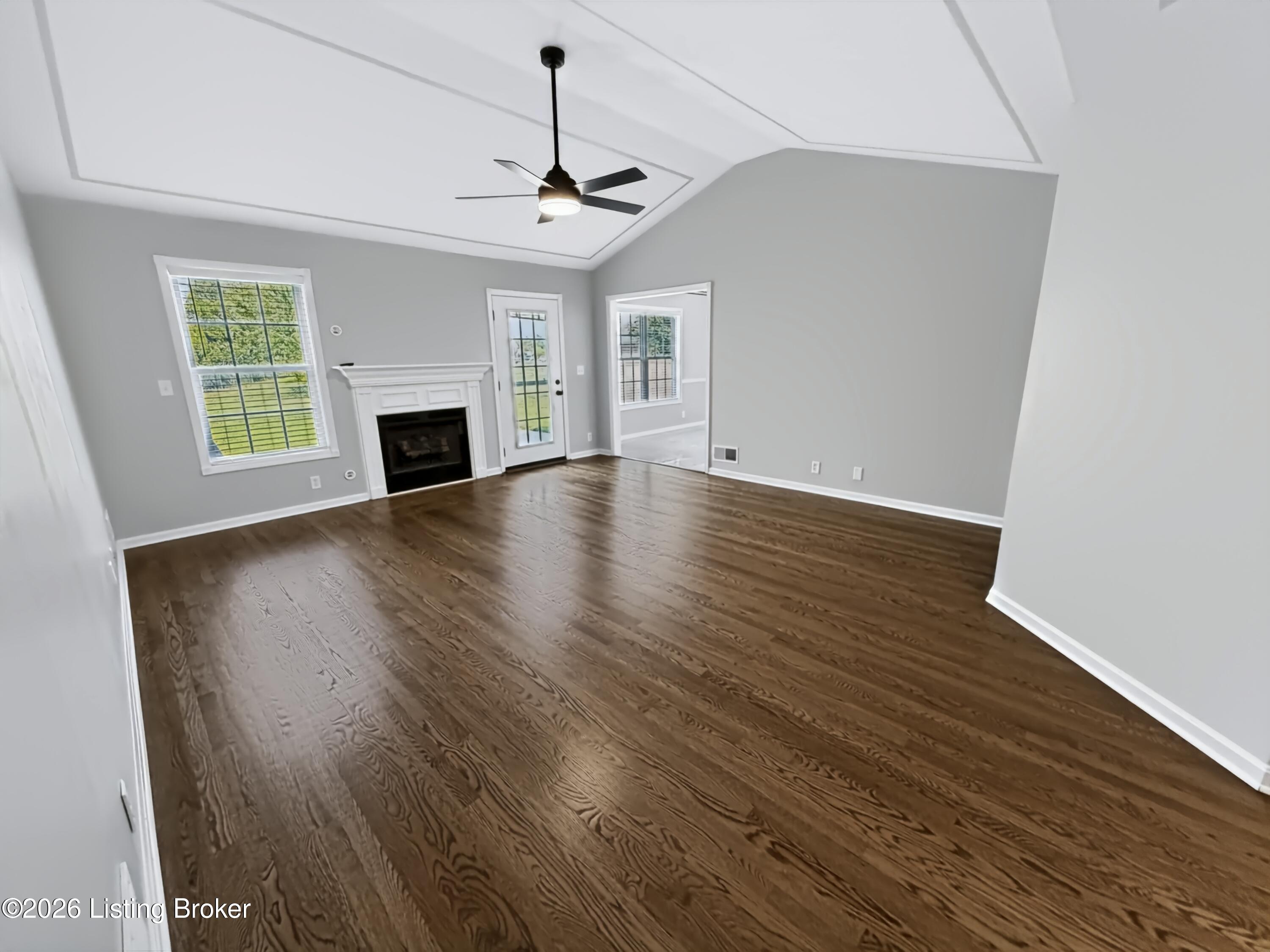 484 New Christman Ln Property Photo 8