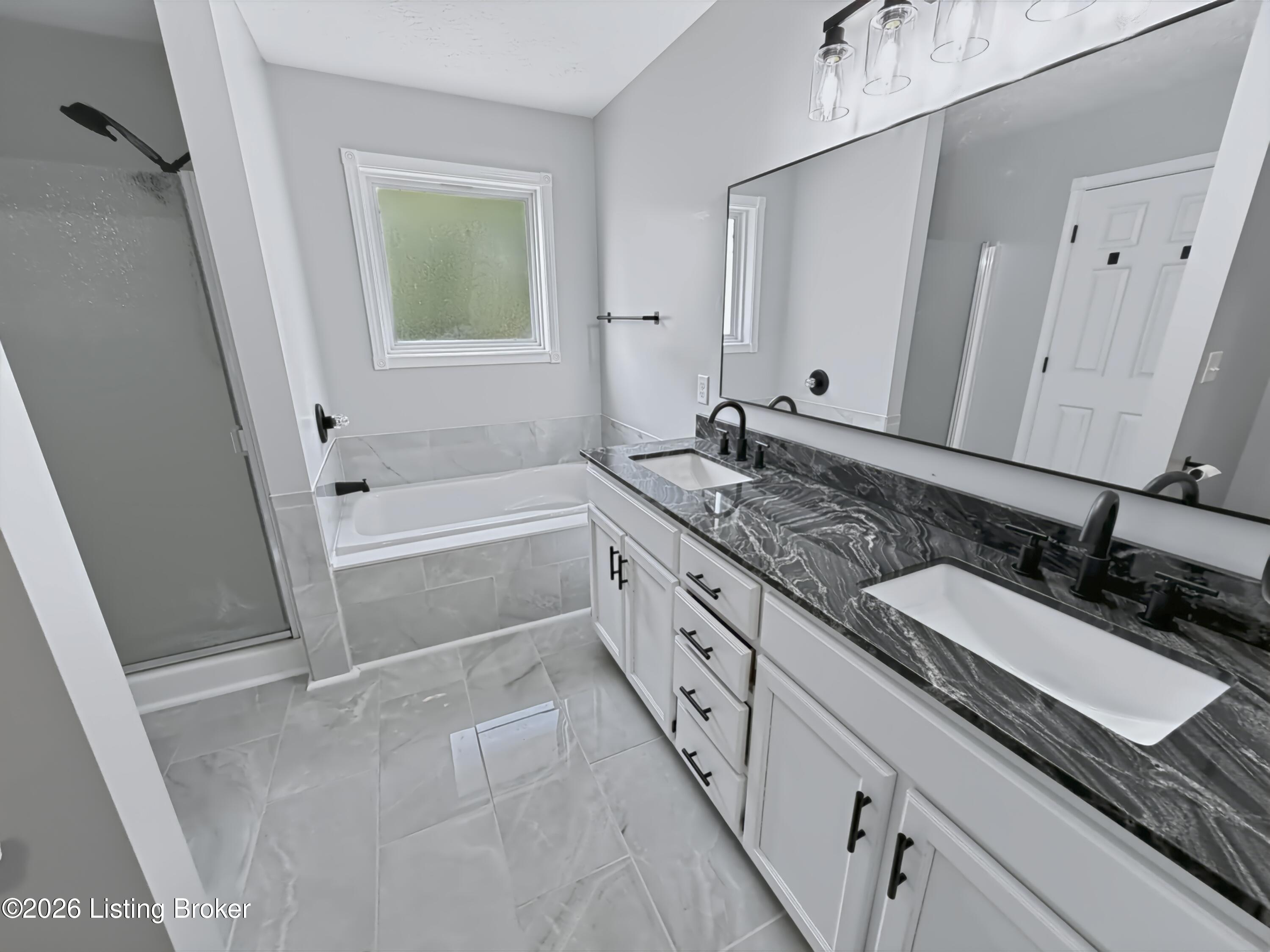 484 New Christman Ln Property Photo 13