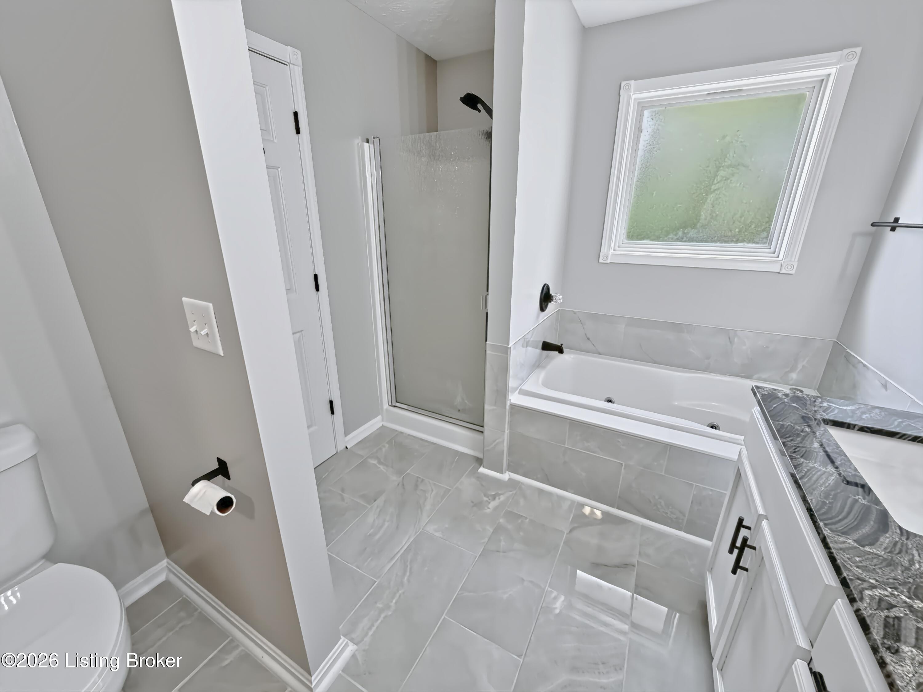484 New Christman Ln Property Photo 15