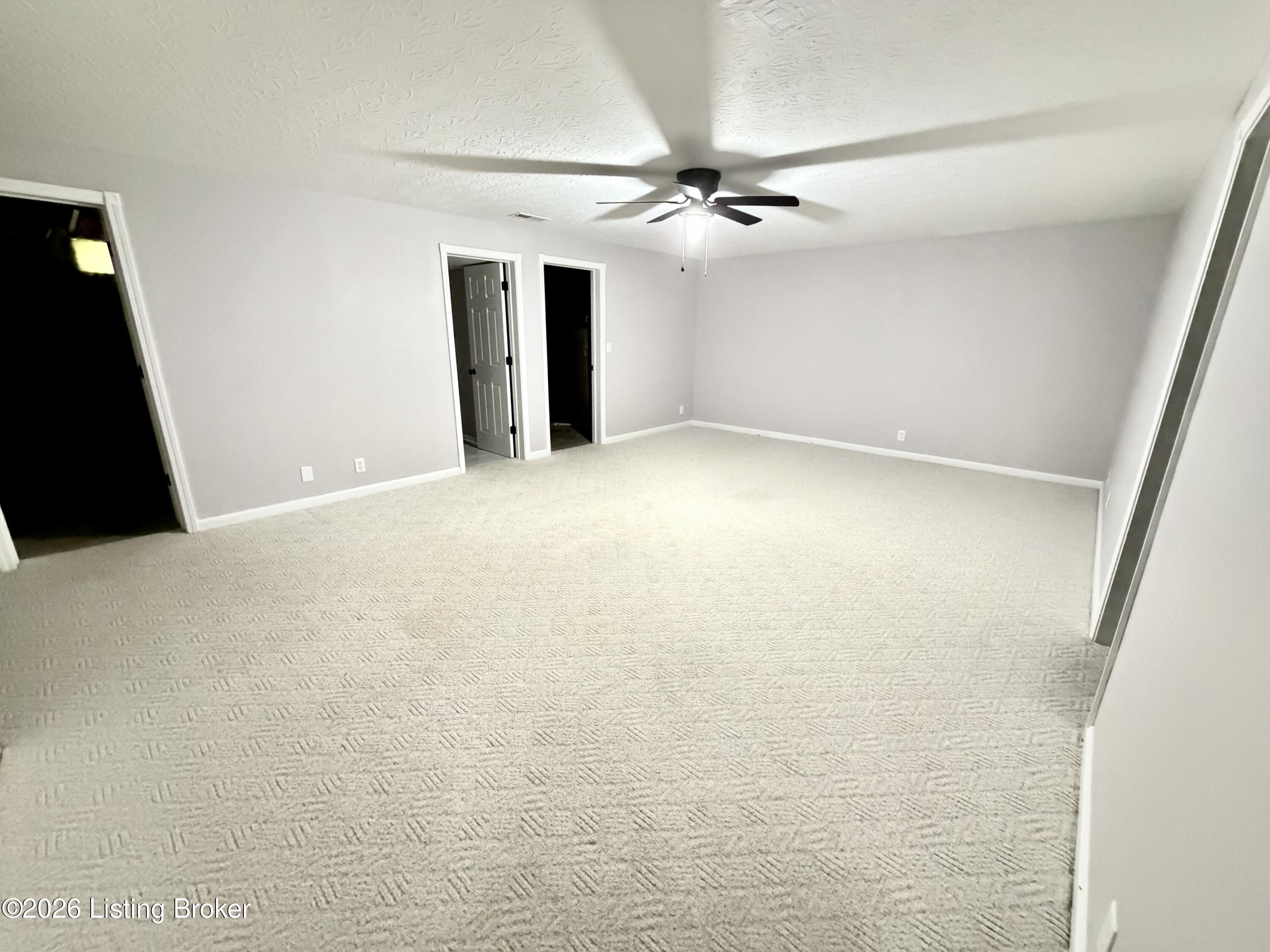 484 New Christman Ln Property Photo 35