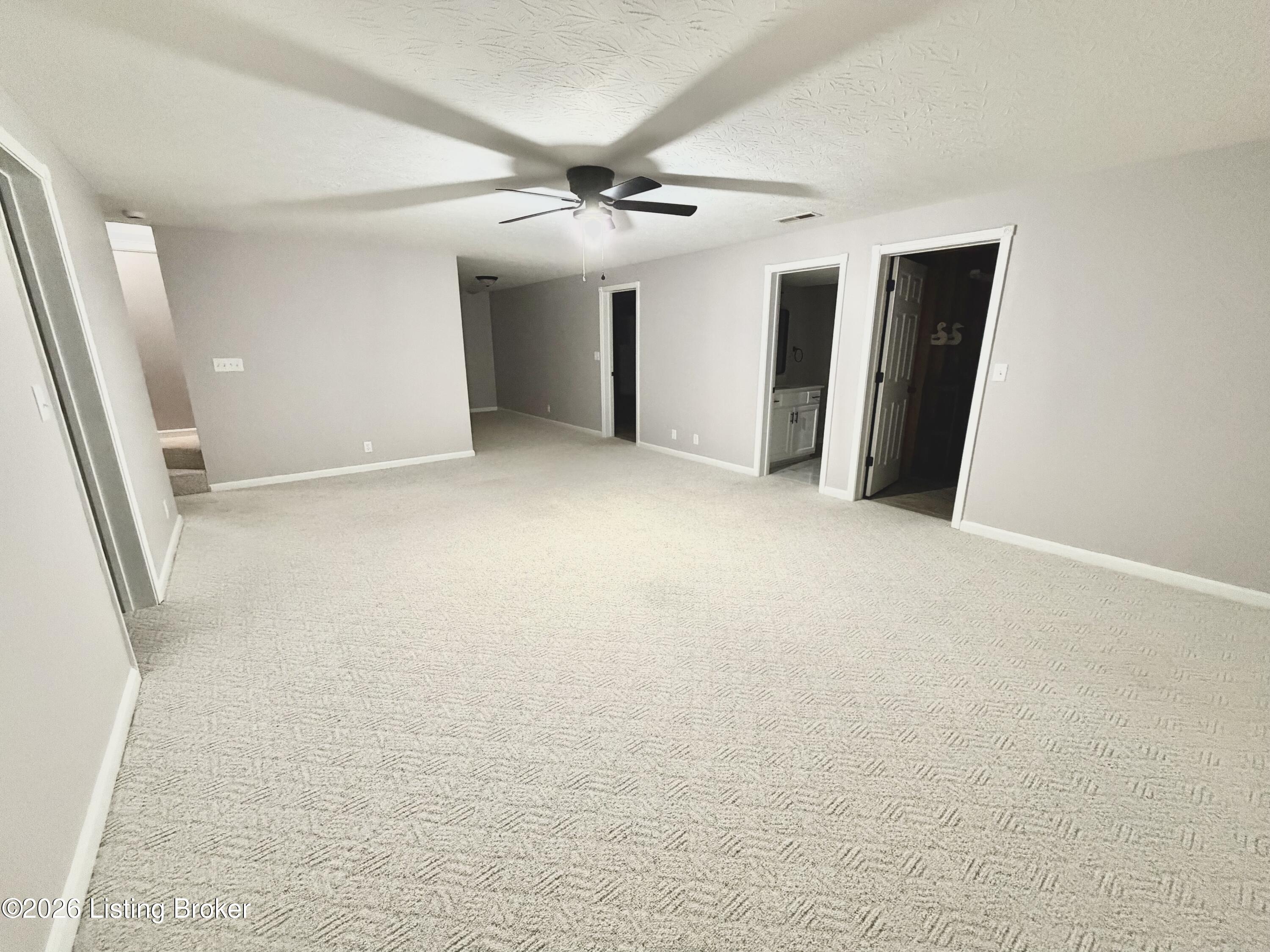 484 New Christman Ln Property Photo 36