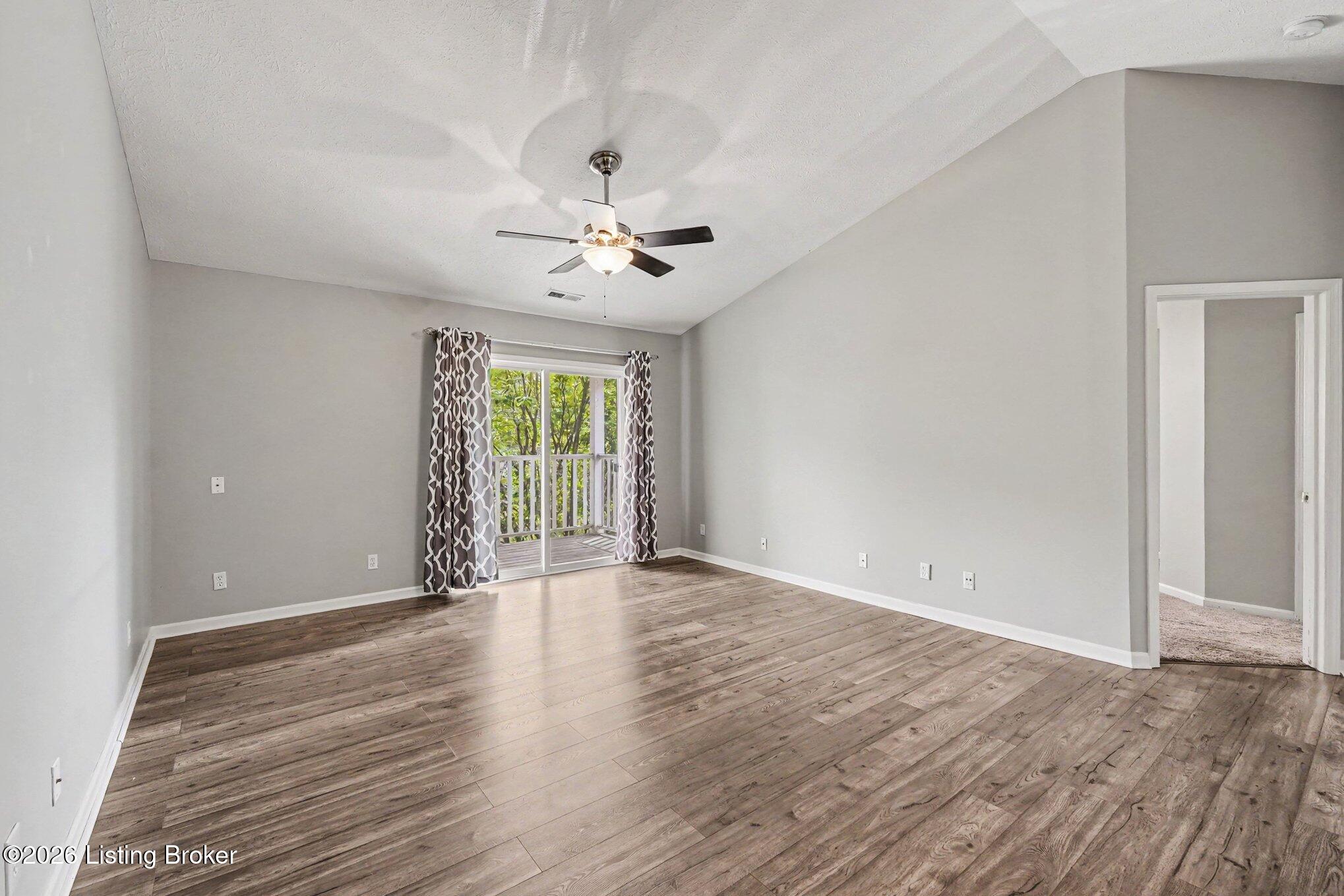 9100 Hawthorne Pointe Dr 201 Property Photo 8