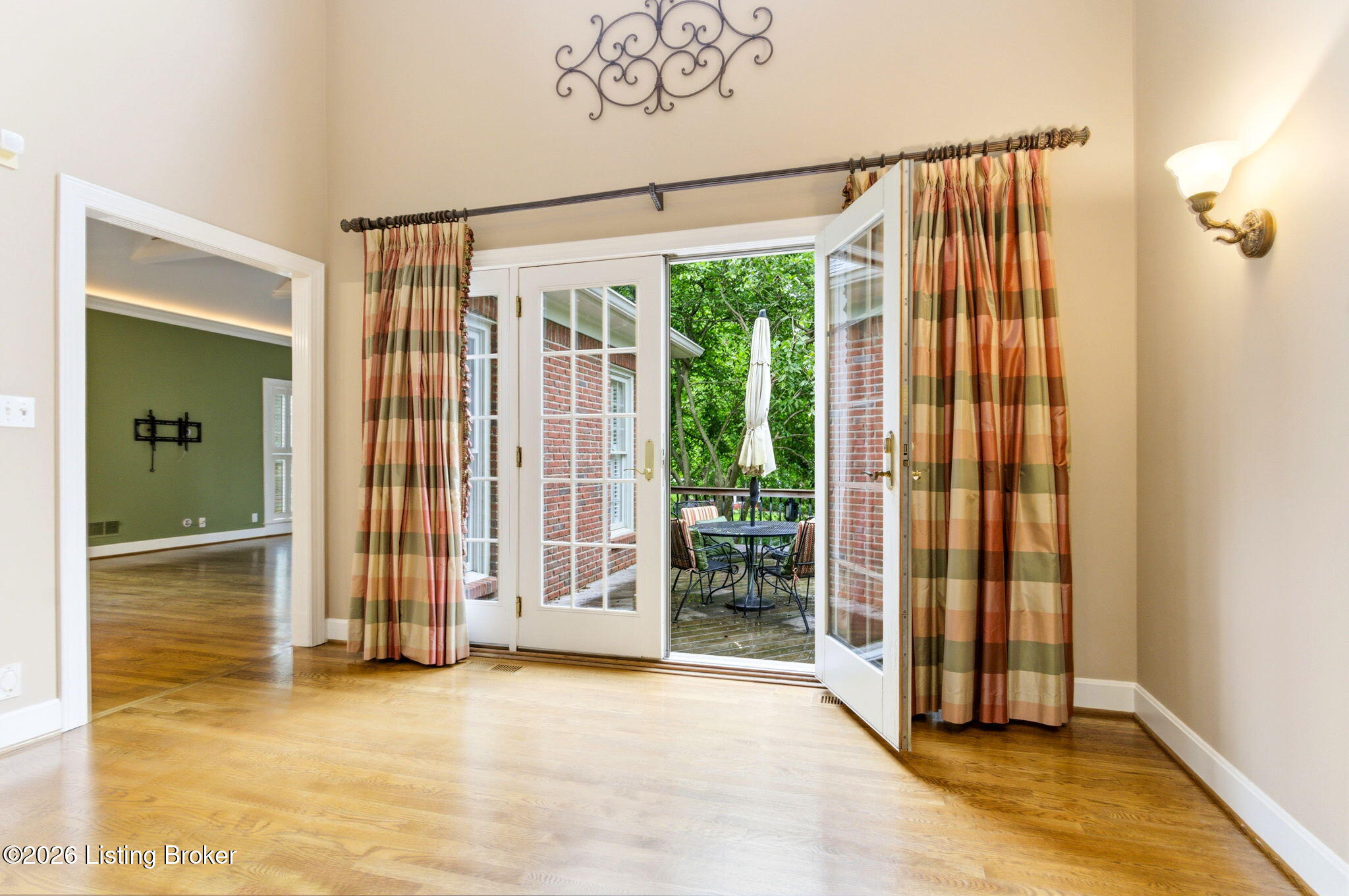 6524 Harrods View Cir Property Photo 9