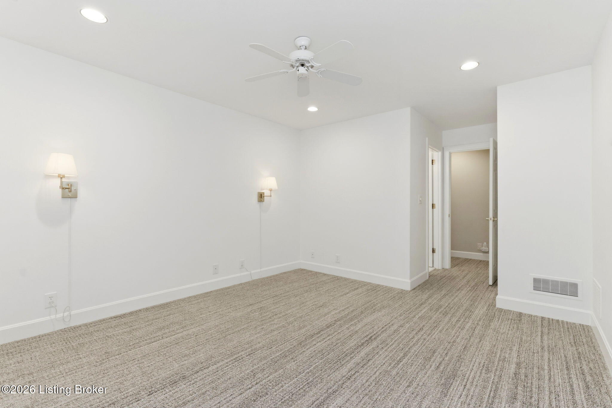 6524 Harrods View Cir Property Photo 40