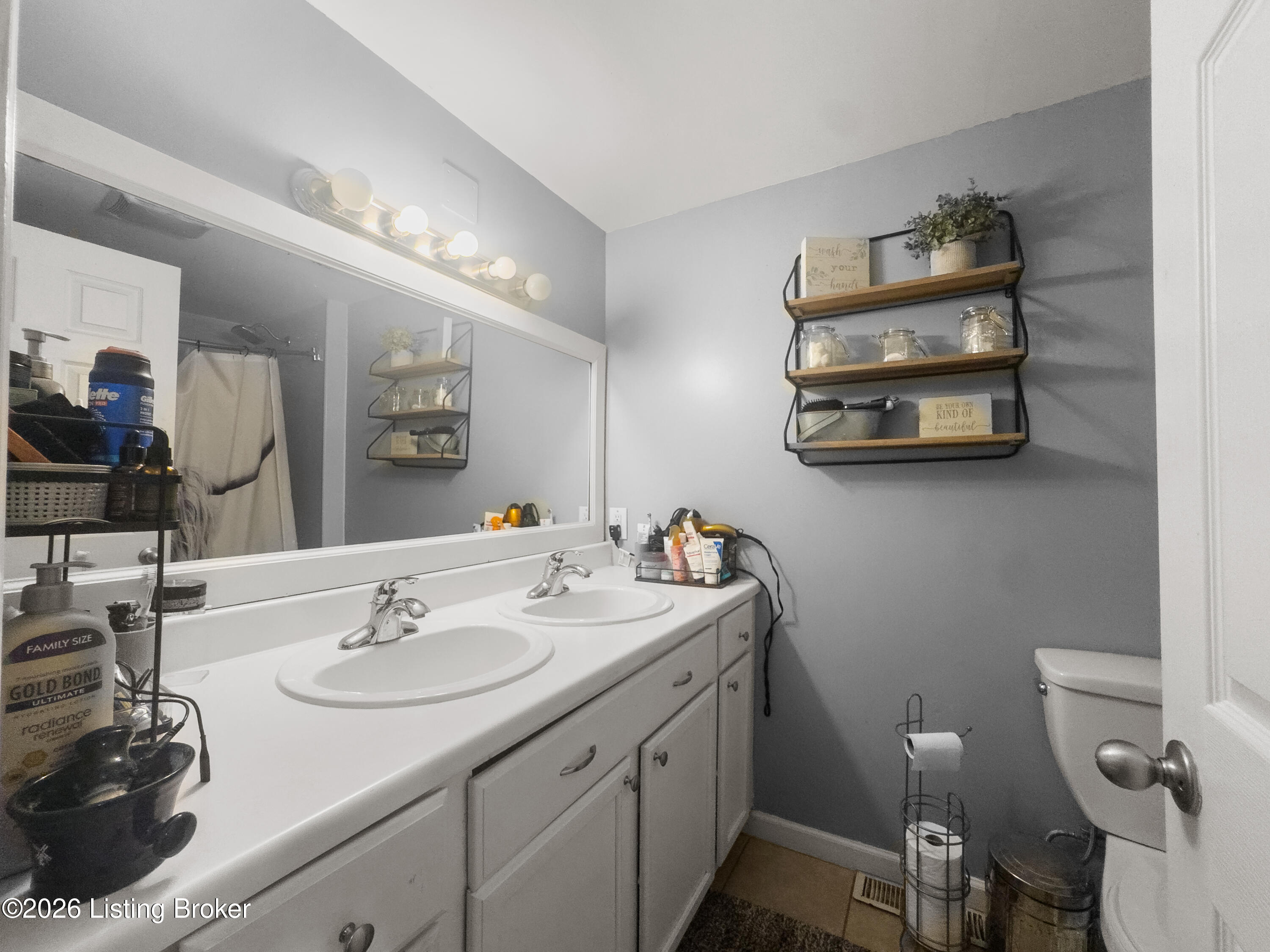 3618 Downing Way Property Photo 44