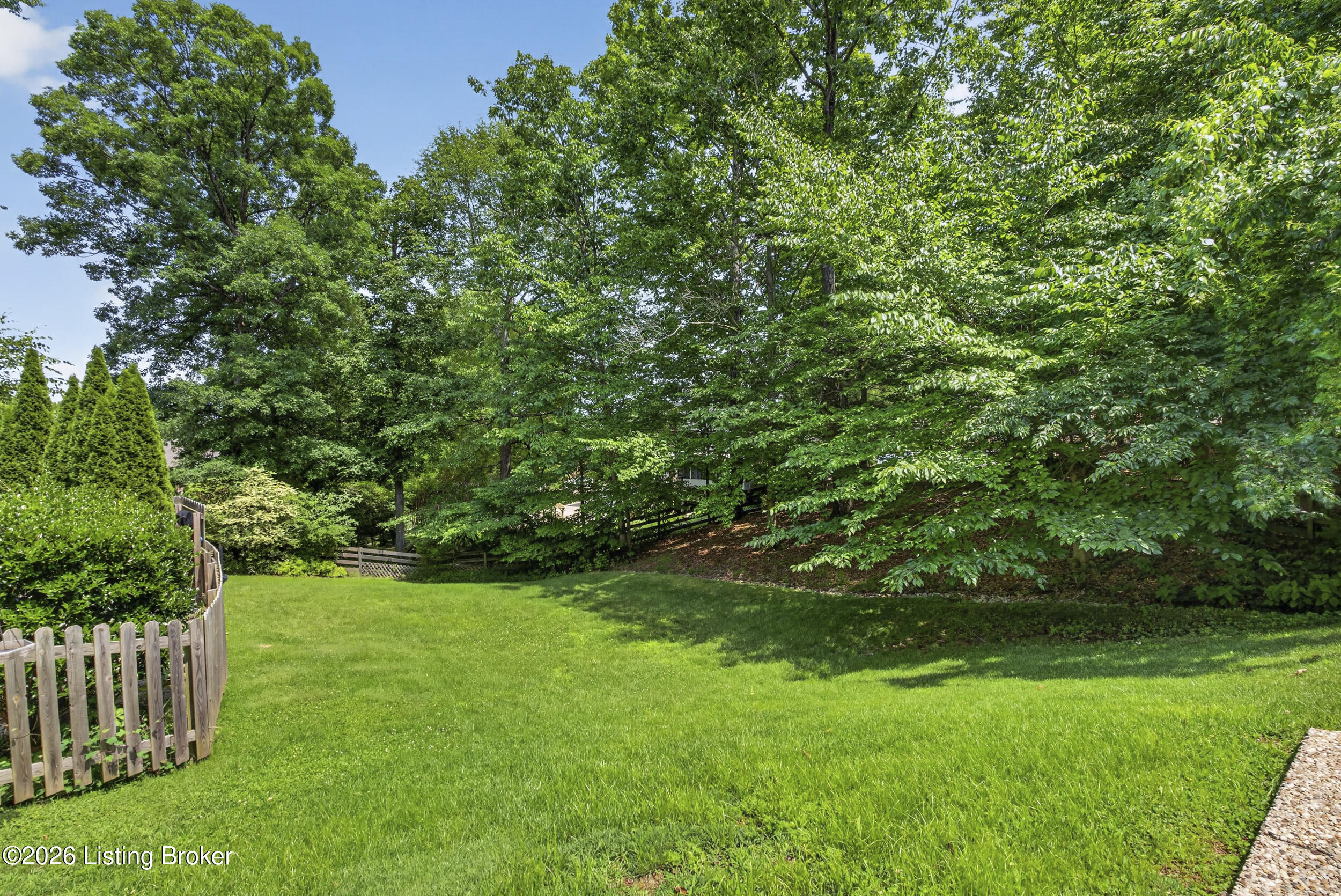 8807 Grand Ridge Ct Property Photo 7