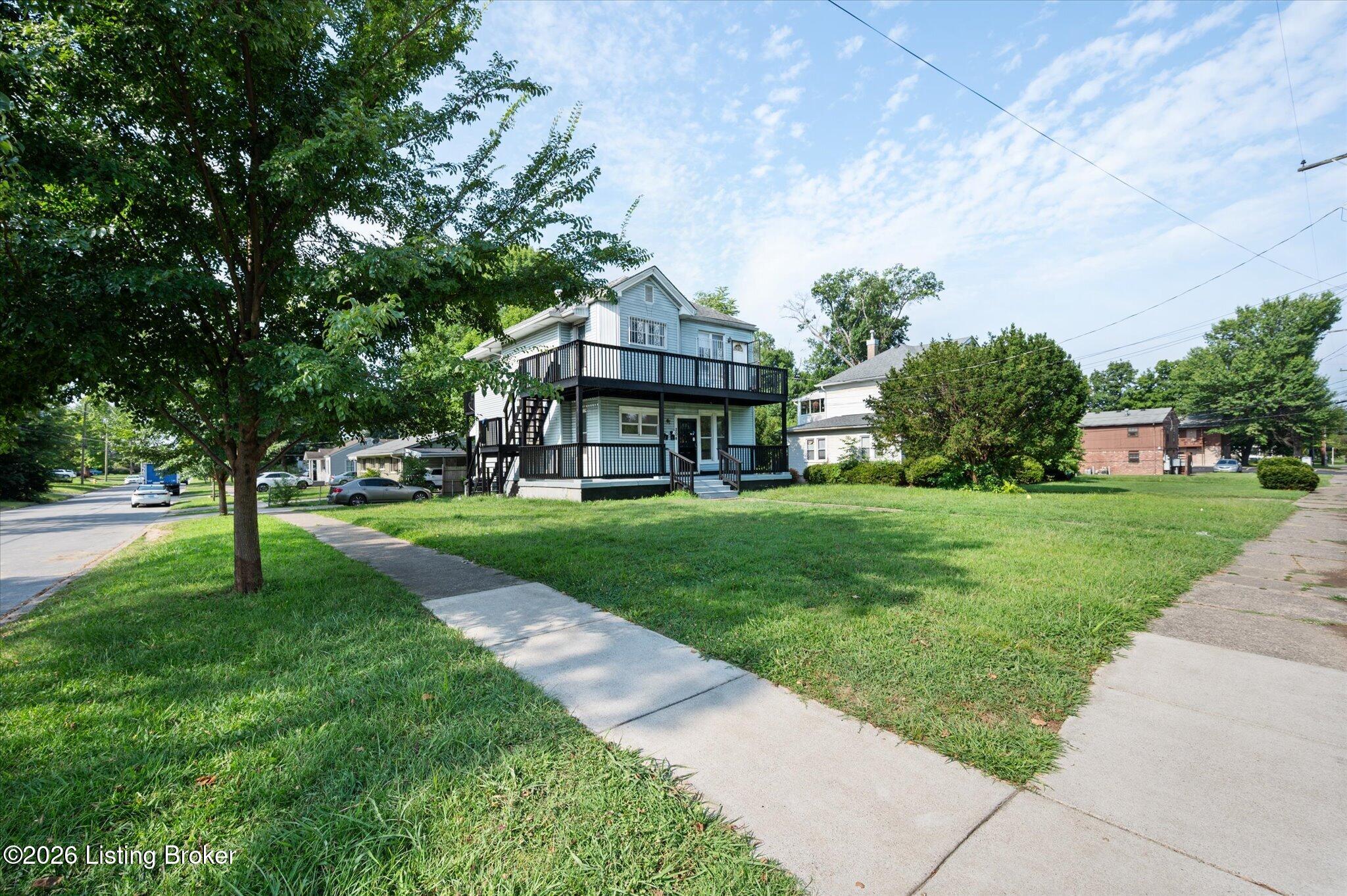 204 W Tenny Ave Property Photo 3