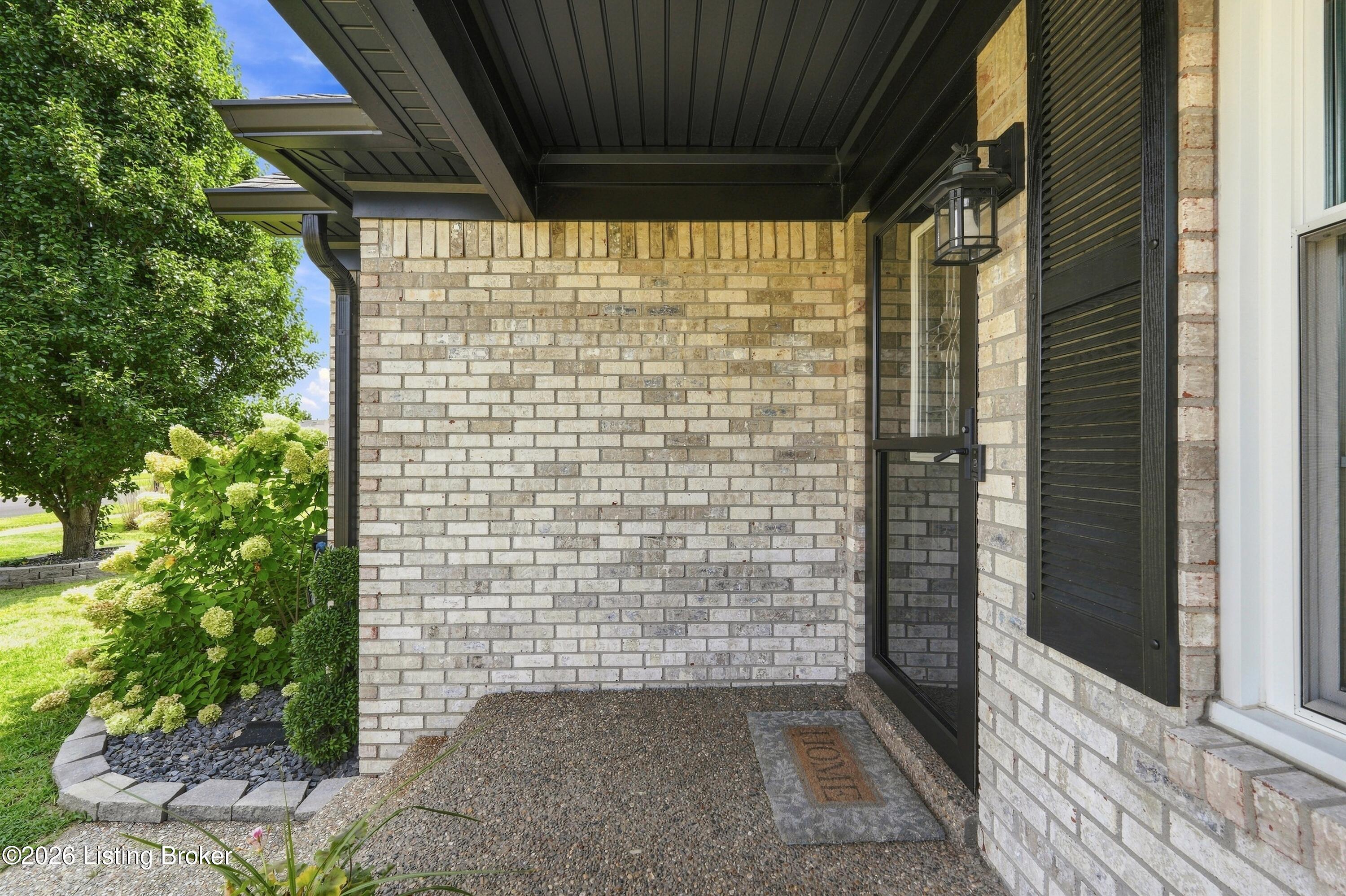 659 Justin Trail Property Photo 4