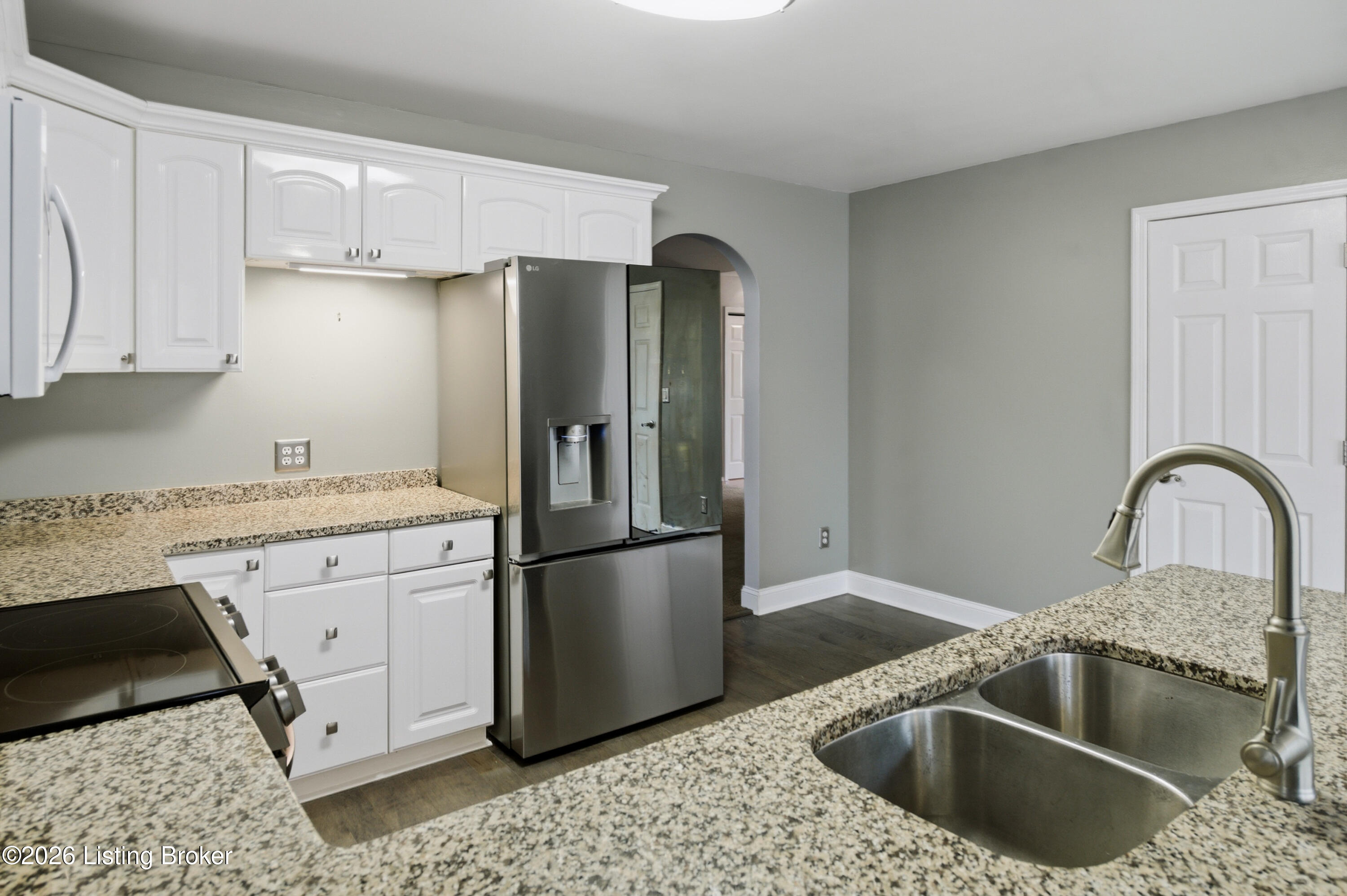 250 Wicker Ln Property Photo 15
