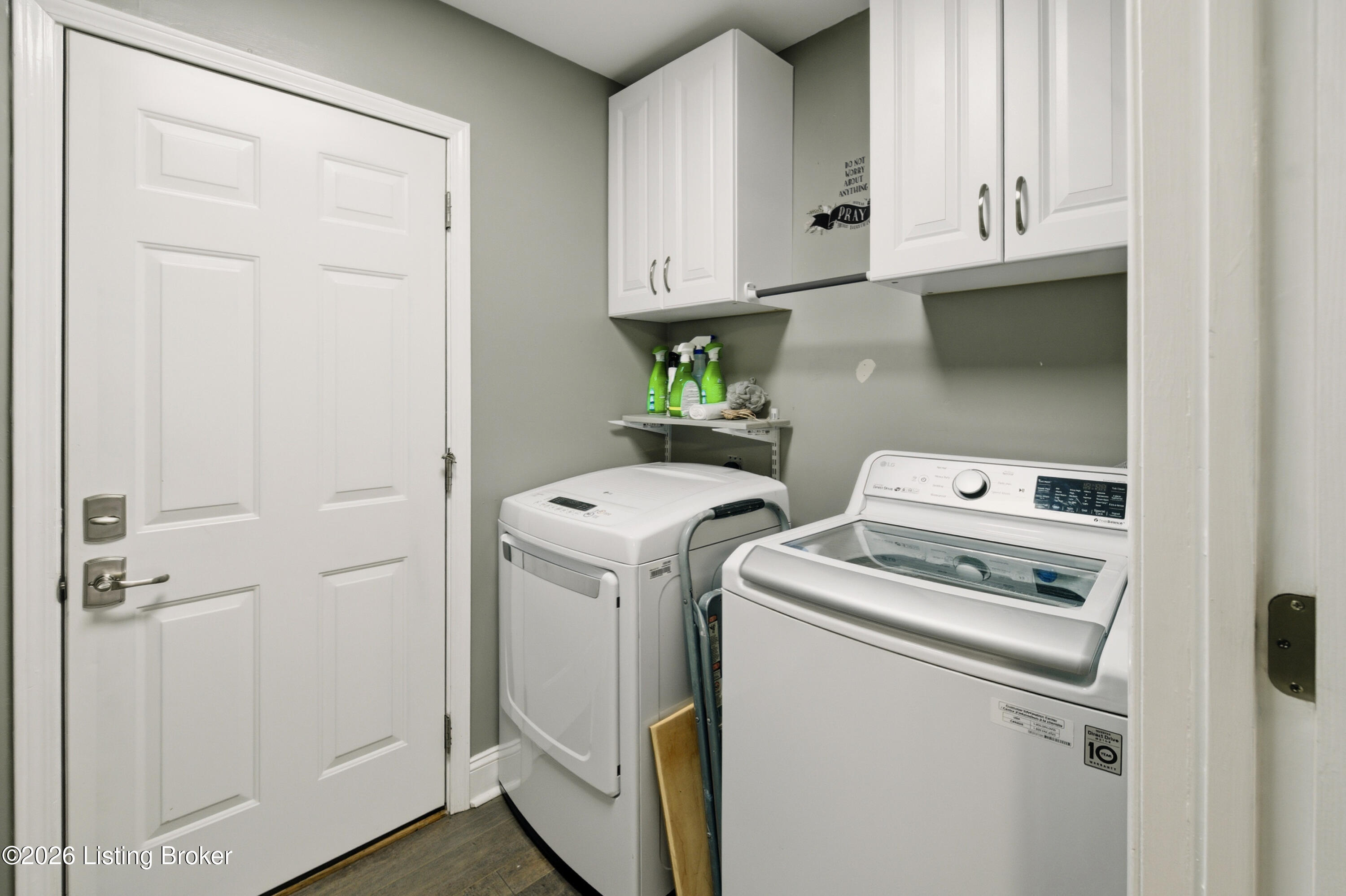 250 Wicker Ln Property Photo 23