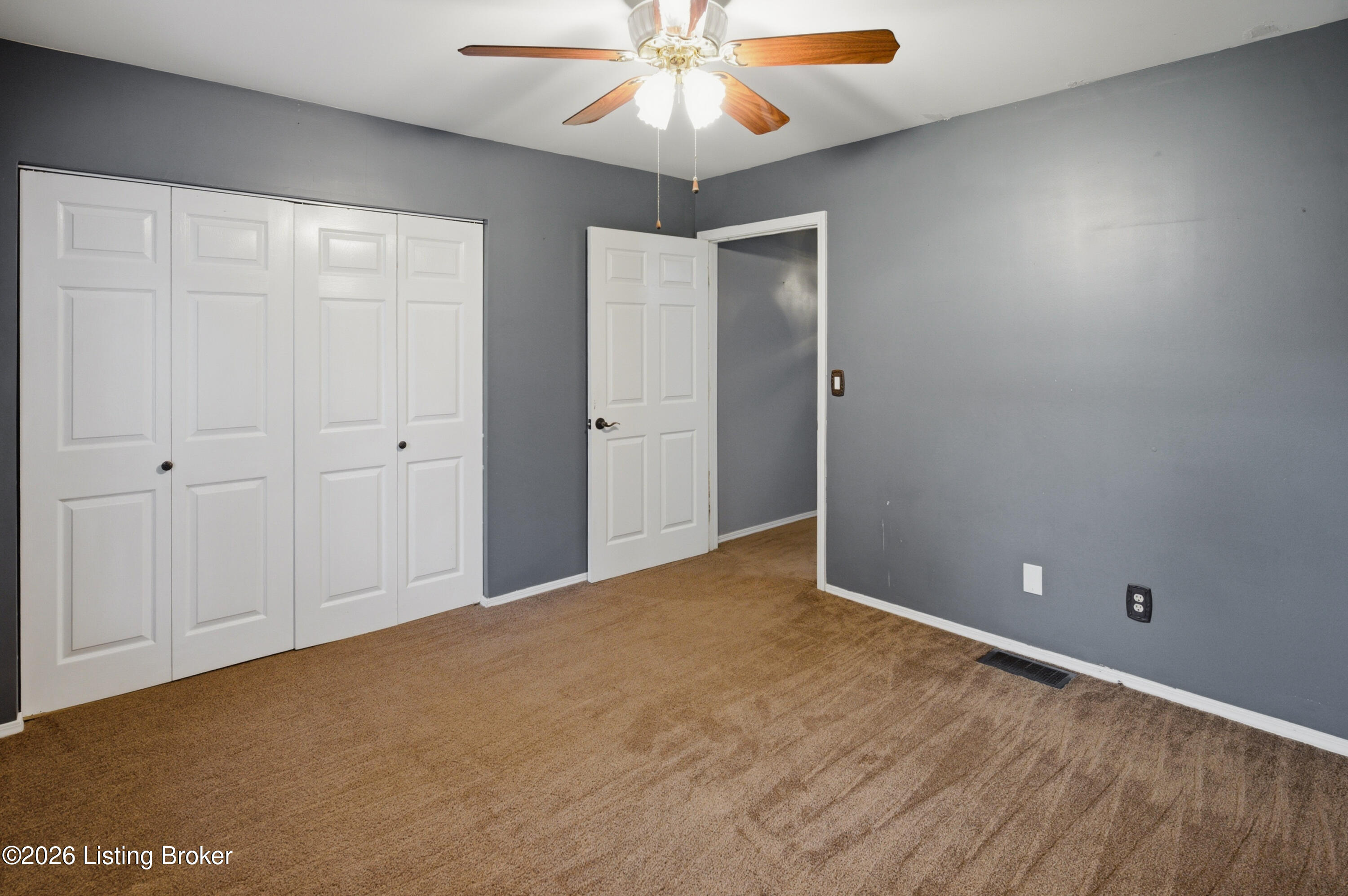 250 Wicker Ln Property Photo 33