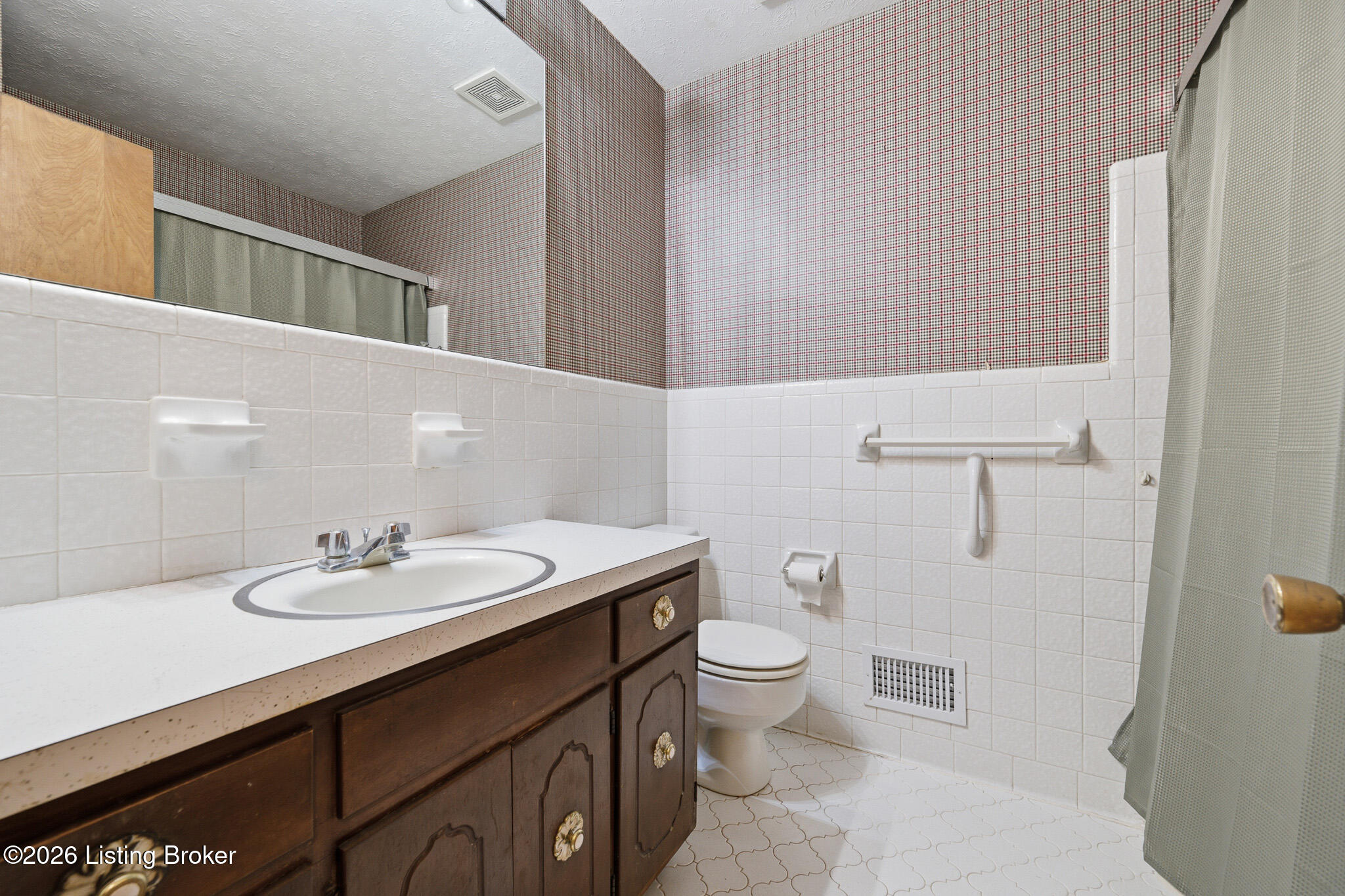 1800 Ironwood Rd Property Photo 34