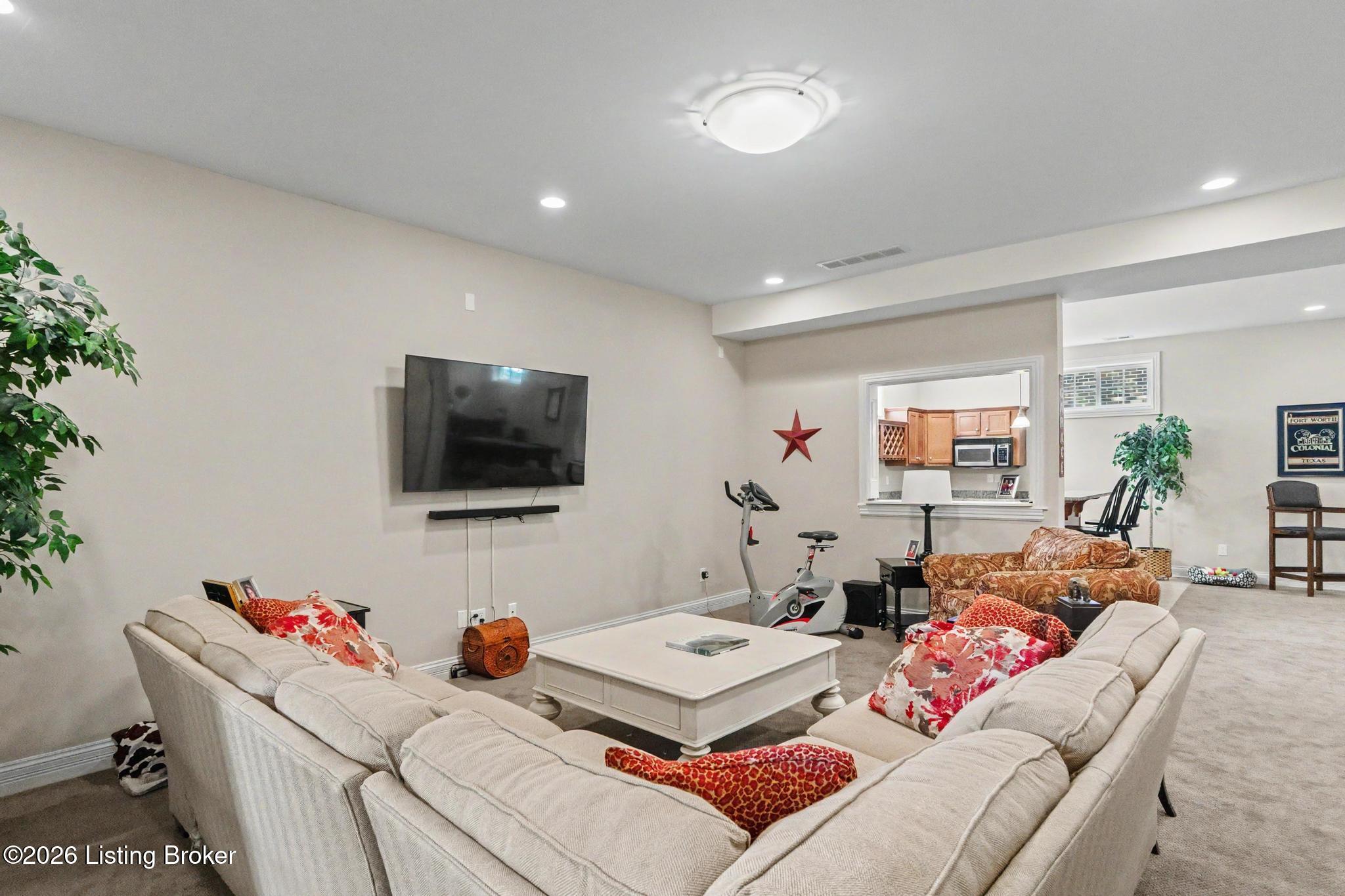 6004 Waterfall Way Property Photo 42