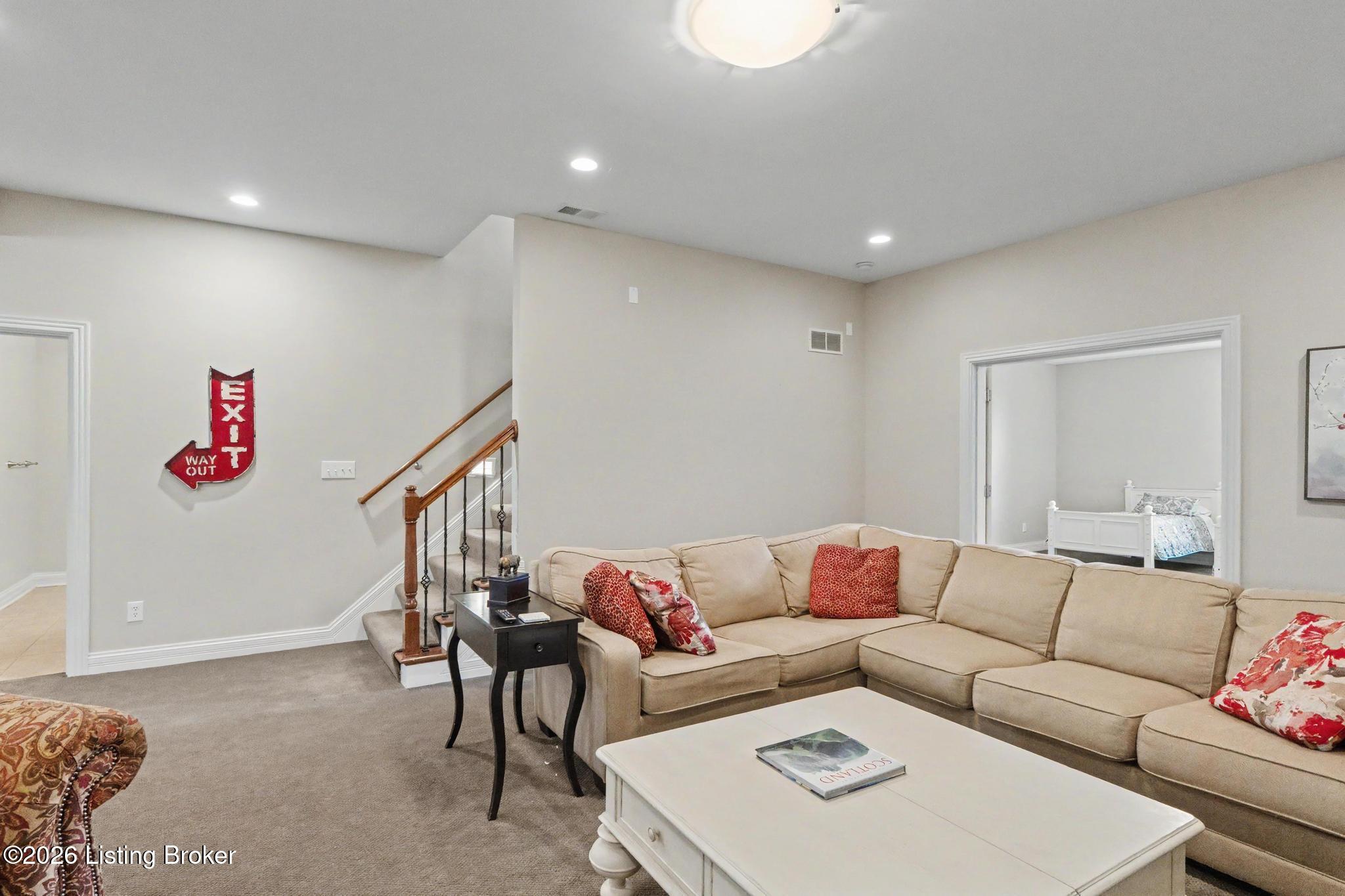 6004 Waterfall Way Property Photo 44