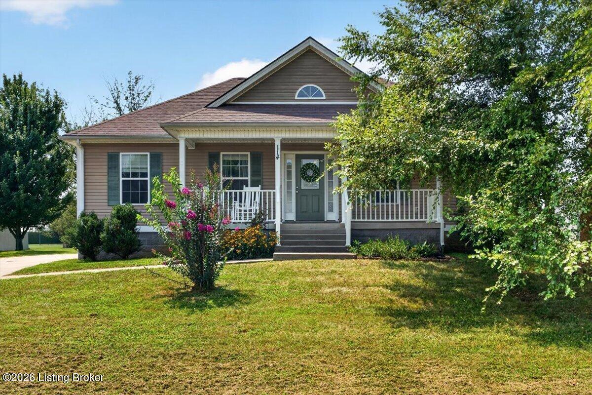 114 Camellia Ave Property Photo 1