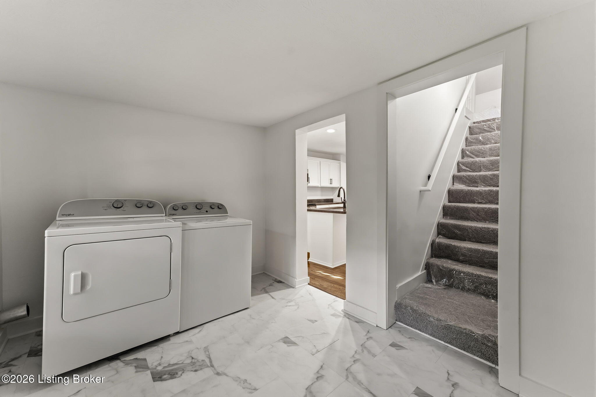 105 Brooks St Property Photo 11