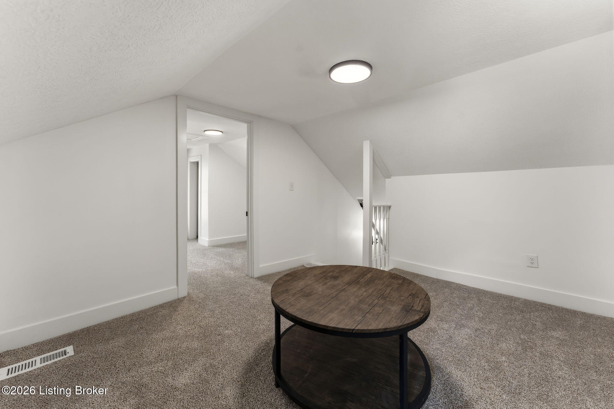 105 Brooks St Property Photo 18