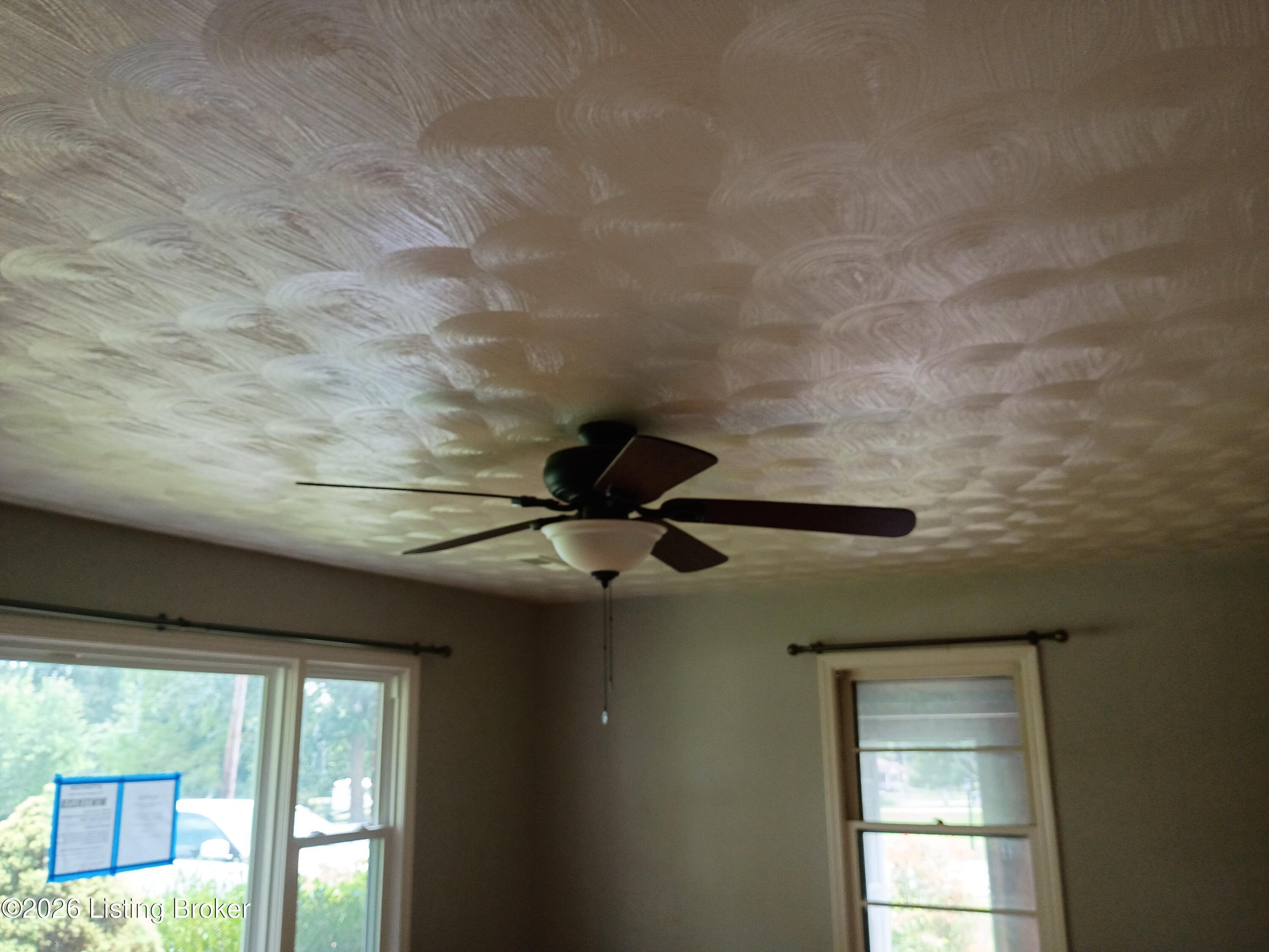 845 Bleemel Ln Property Photo 6