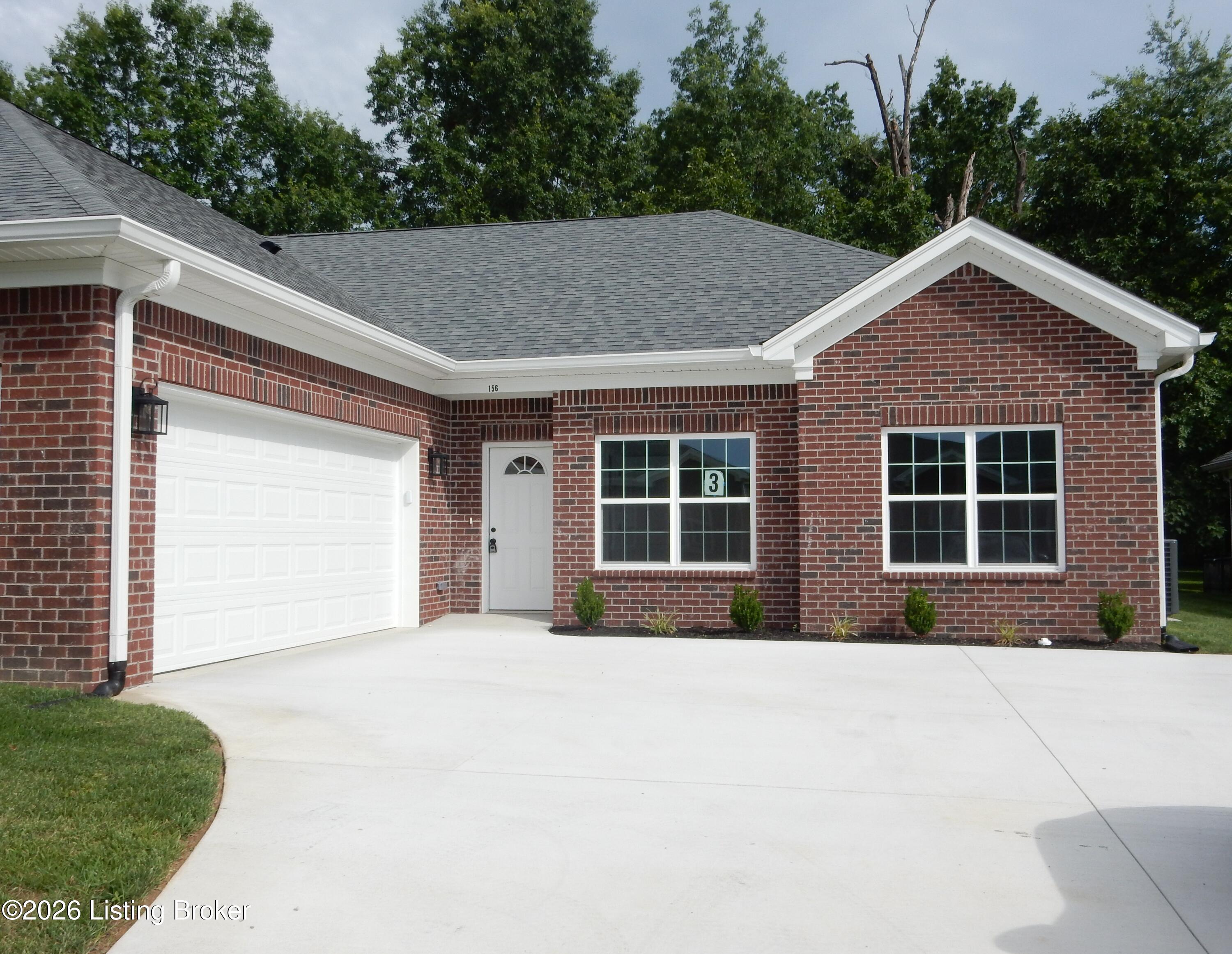 156 Bullitt Creek Dr Property Photo 1