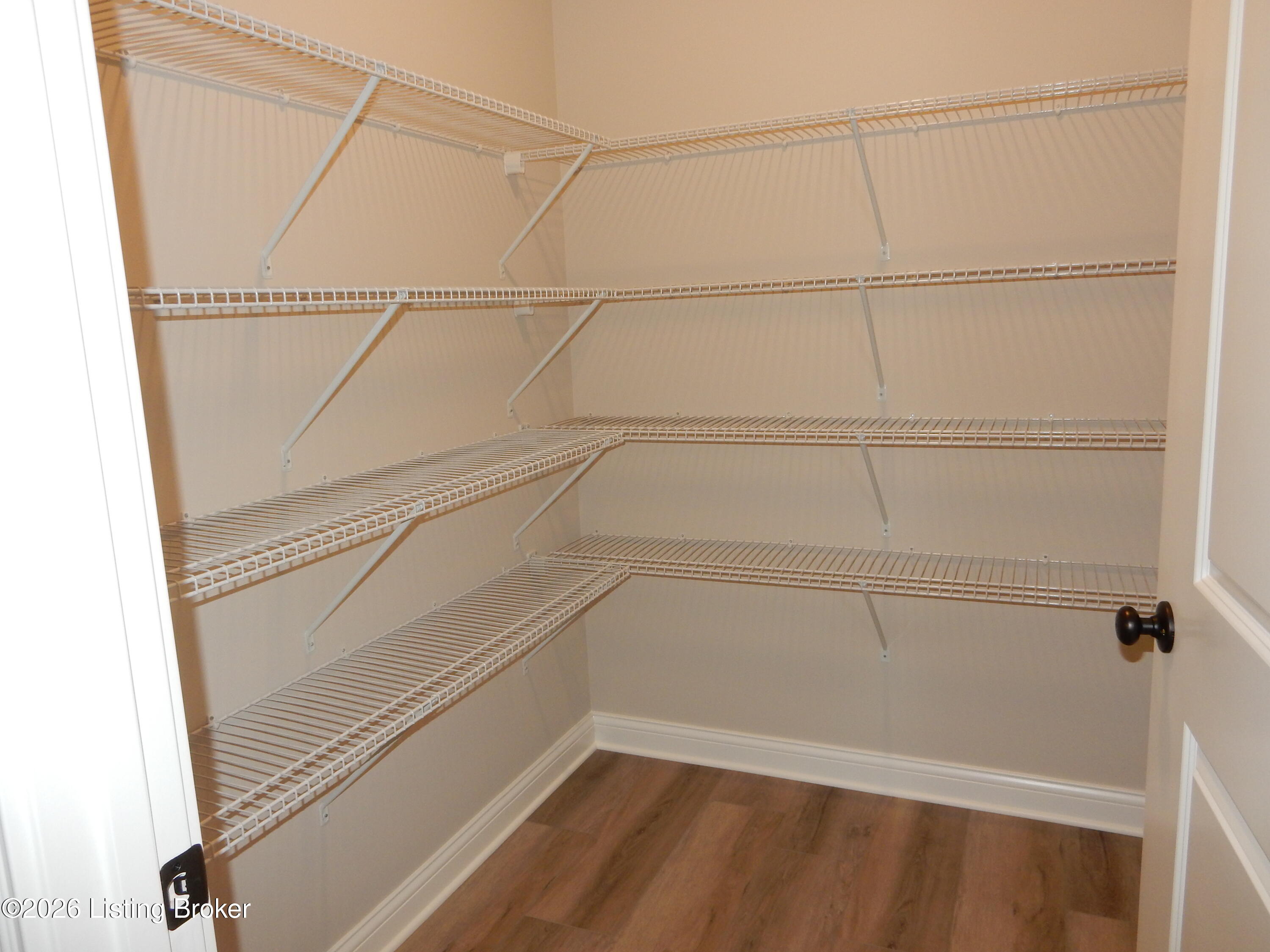 156 Bullitt Creek Dr Property Photo 11