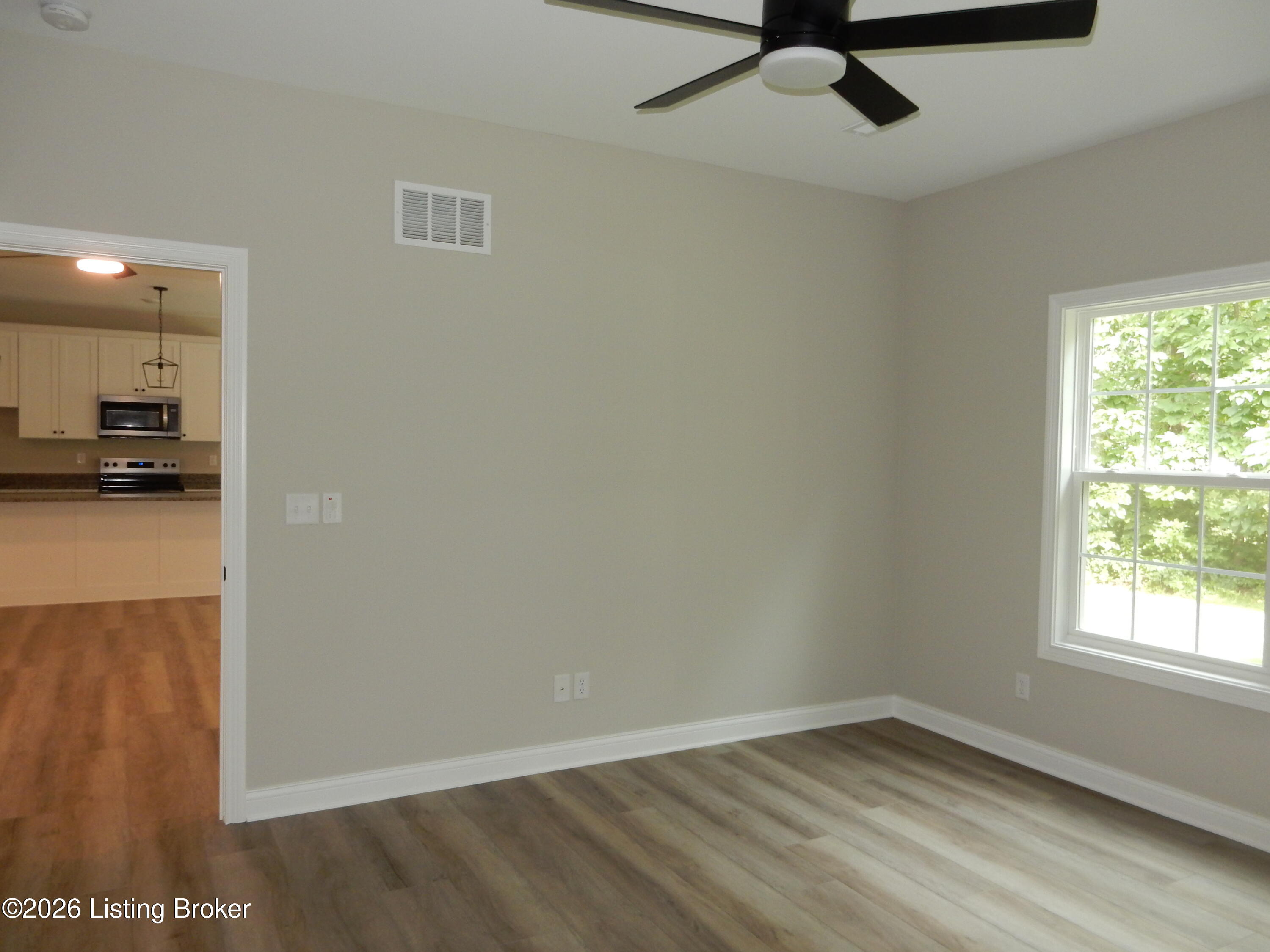 156 Bullitt Creek Dr Property Photo 14
