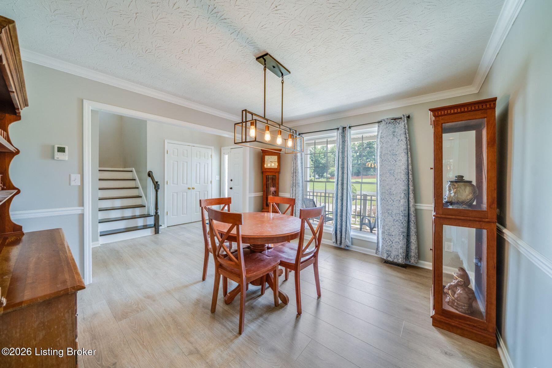10621 Dry Creek Way Property Photo 11