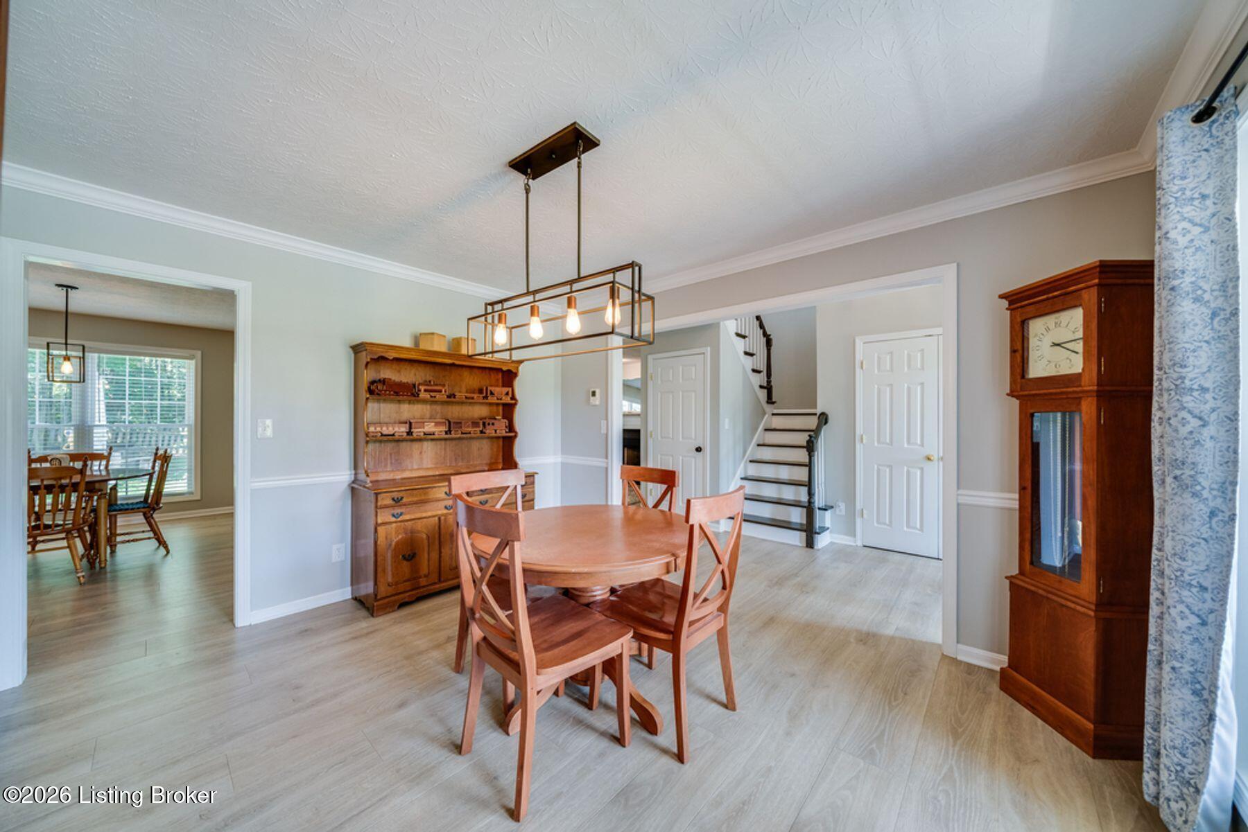 10621 Dry Creek Way Property Photo 12