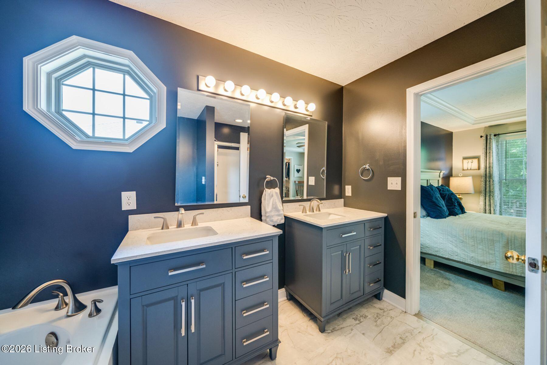 10621 Dry Creek Way Property Photo 18
