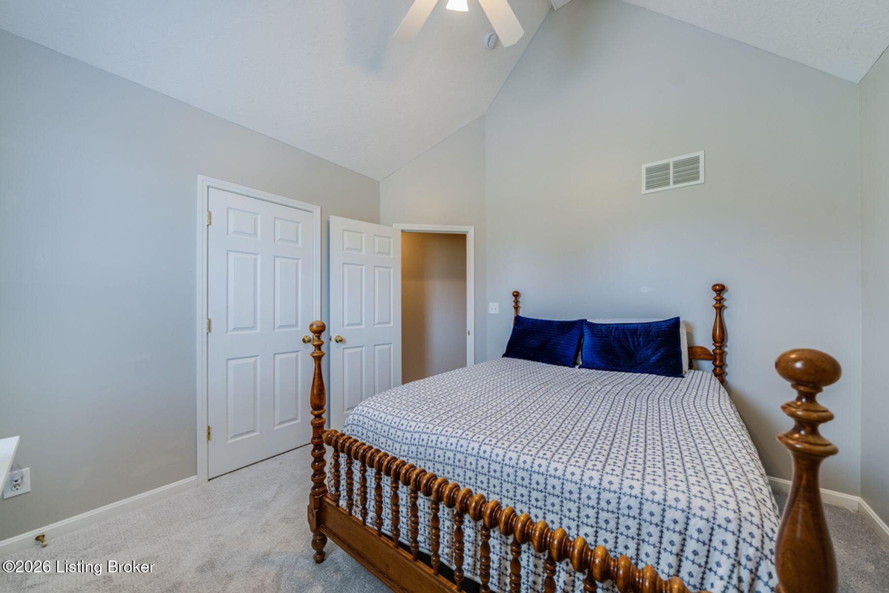 10621 Dry Creek Way Property Photo 23