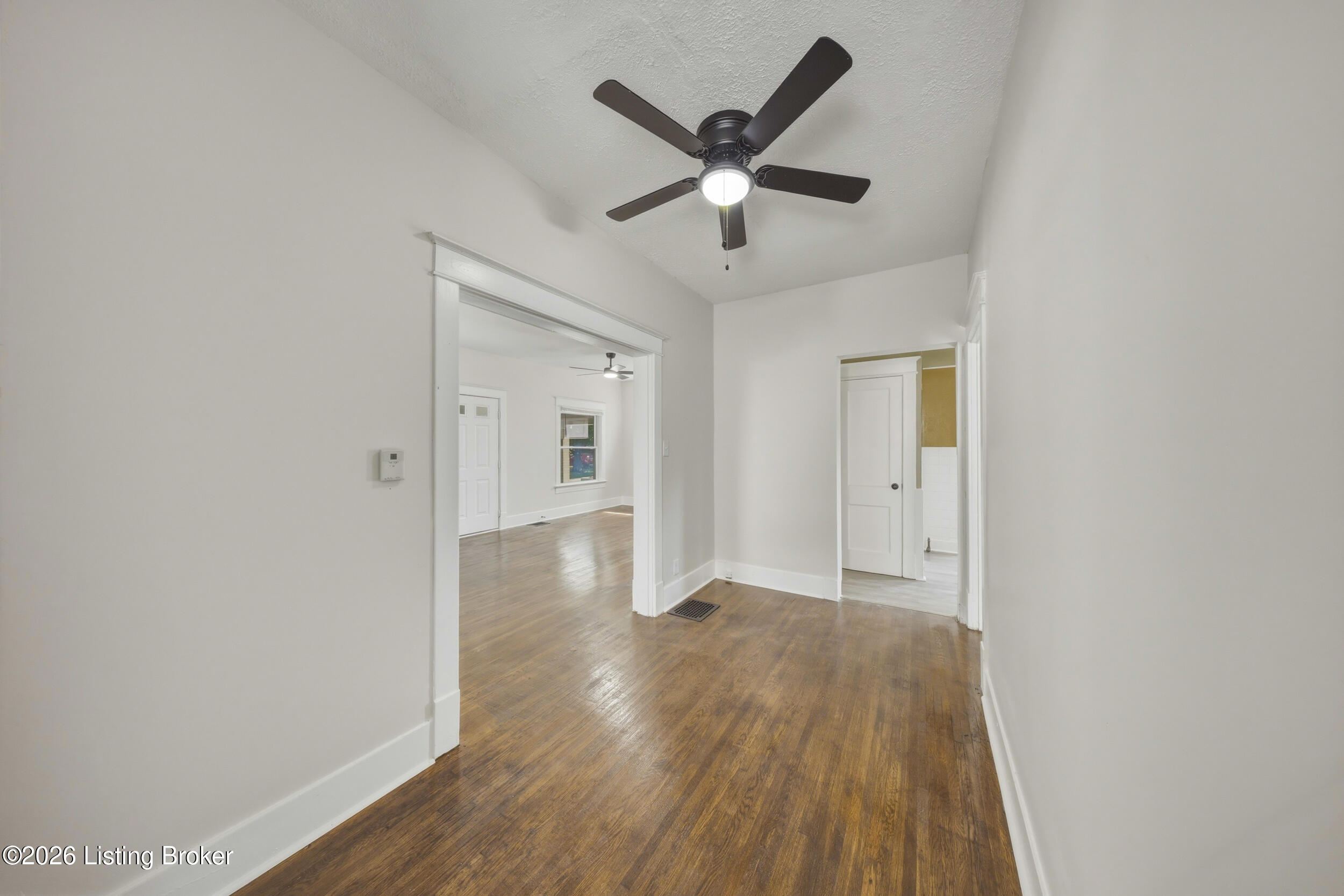 1810 Oregon Ave Property Photo 14