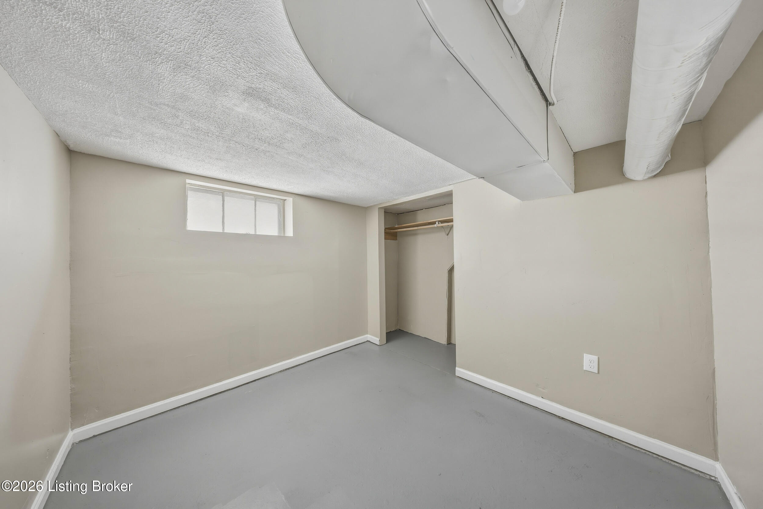 1810 Oregon Ave Property Photo 42